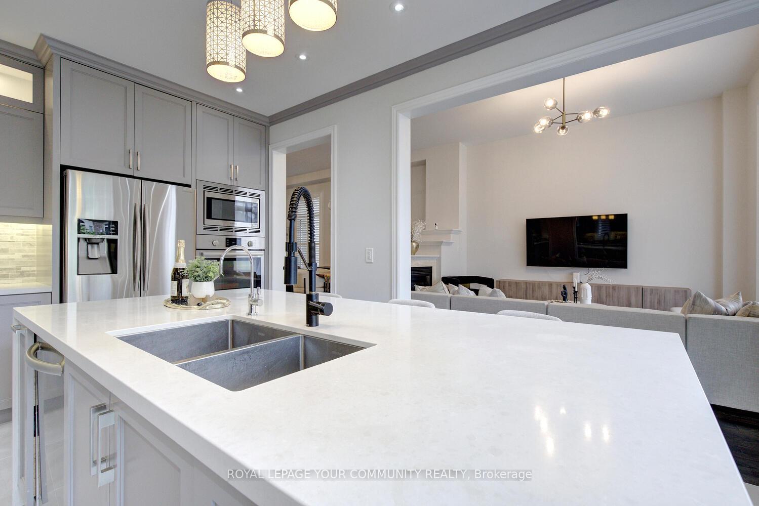 Photo 23 of 109 Oberfrick Avenue, Vaughan, Patterson — HOMEH