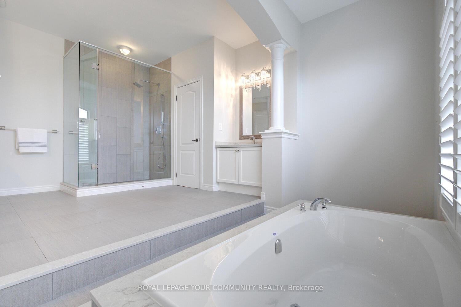 Photo 31 of 109 Oberfrick Avenue, Vaughan, Patterson — HOMEH