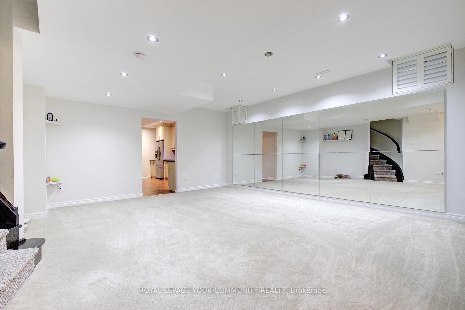 Photo 41 of 109 Oberfrick Avenue, Vaughan, Patterson — HOMEH