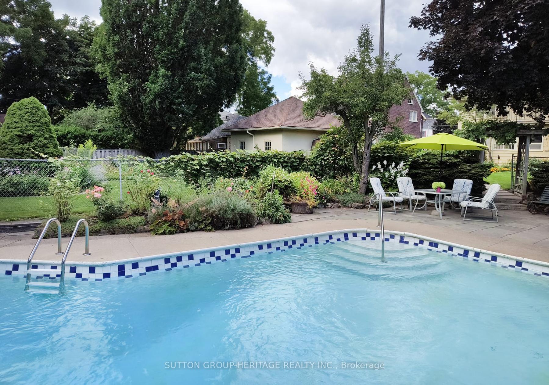 Photo 36 of 371 King Street E, Oshawa, Central — HOMEH