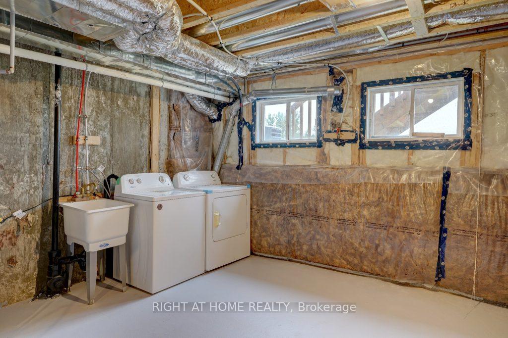 Photo 2 of 2601 Secreto Drive, Oshawa, Windfields — HOMEH