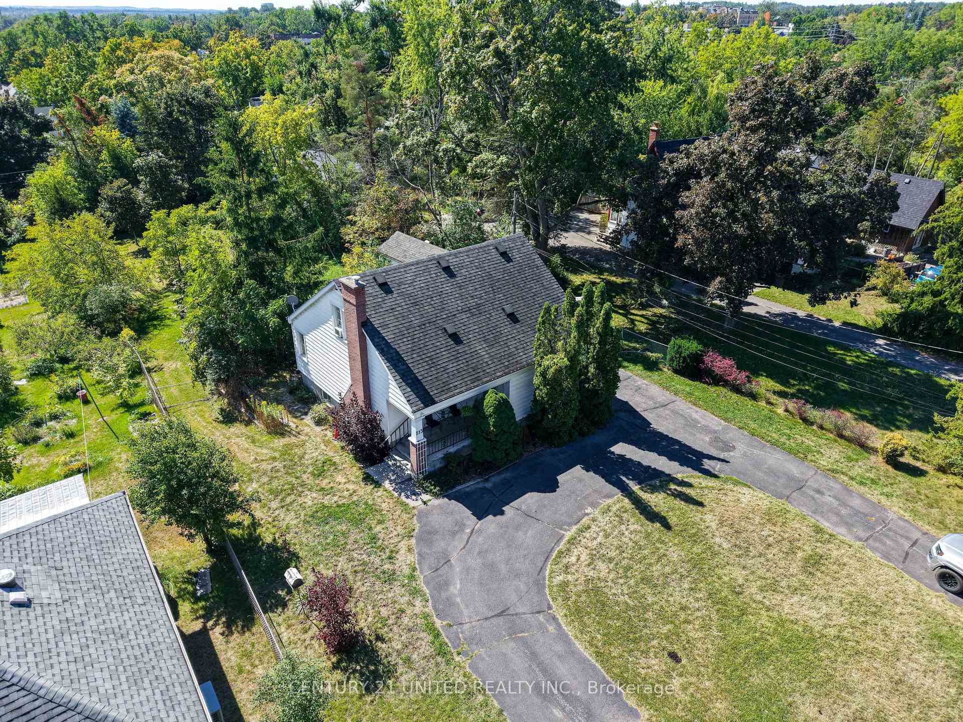 Photo 25 of 513 Parkhill Road W, Peterborough, Town Ward 3 — HOMEH
