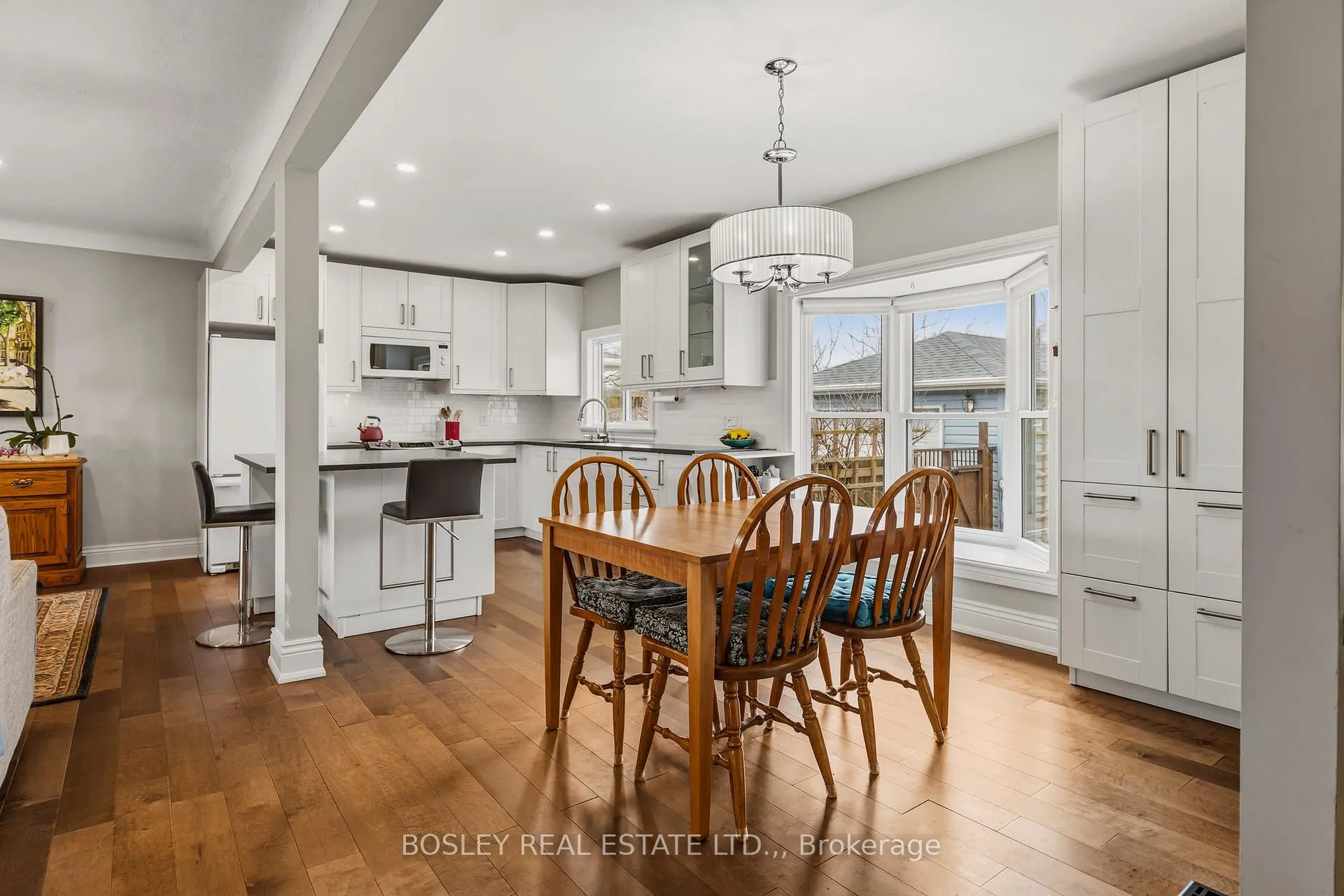 Photo 12 of 47 Albany Drive, St. Catharines, Lakeport — HOMEH