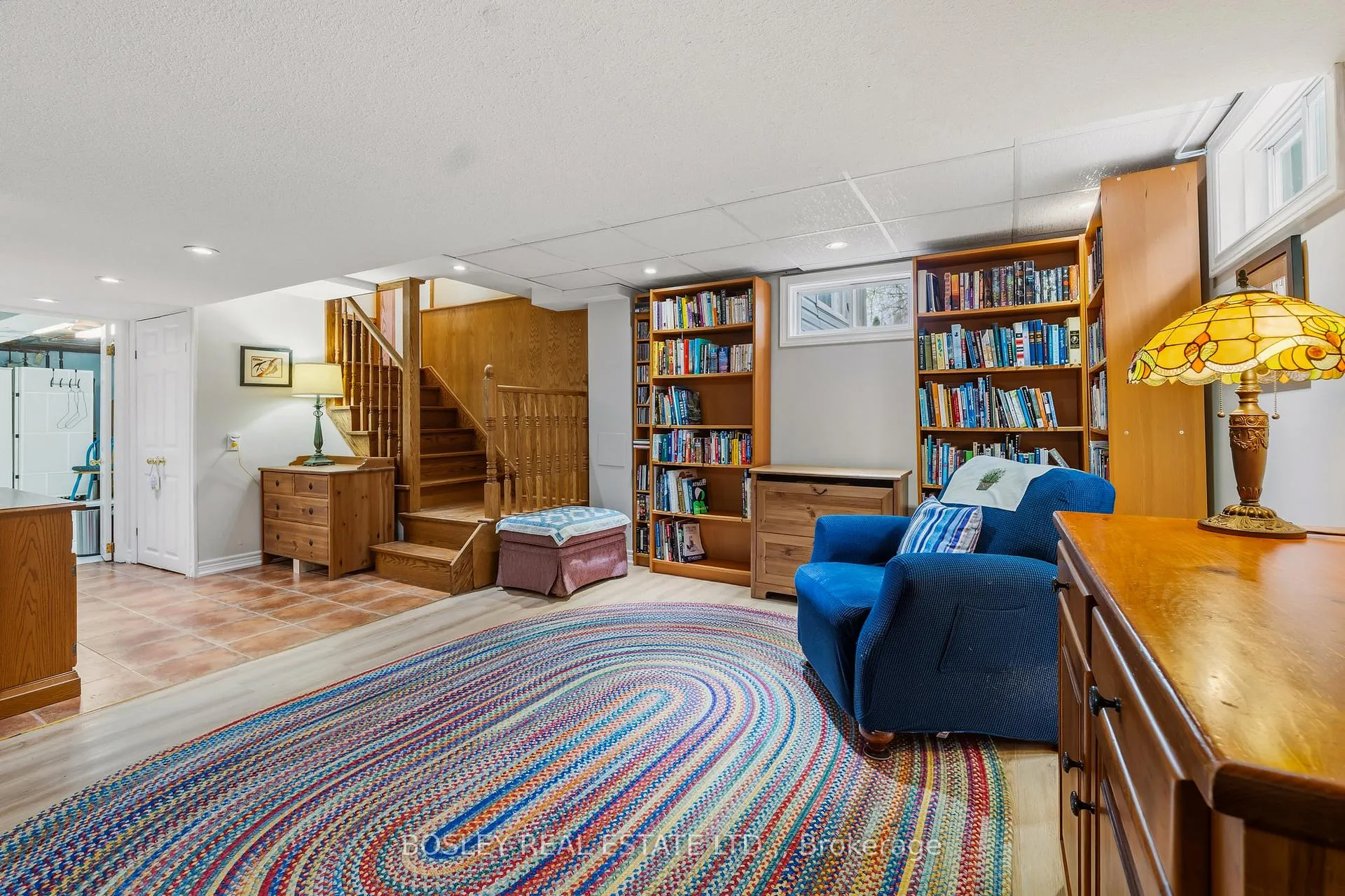 Photo 21 of 47 Albany Drive, St. Catharines, Lakeport — HOMEH