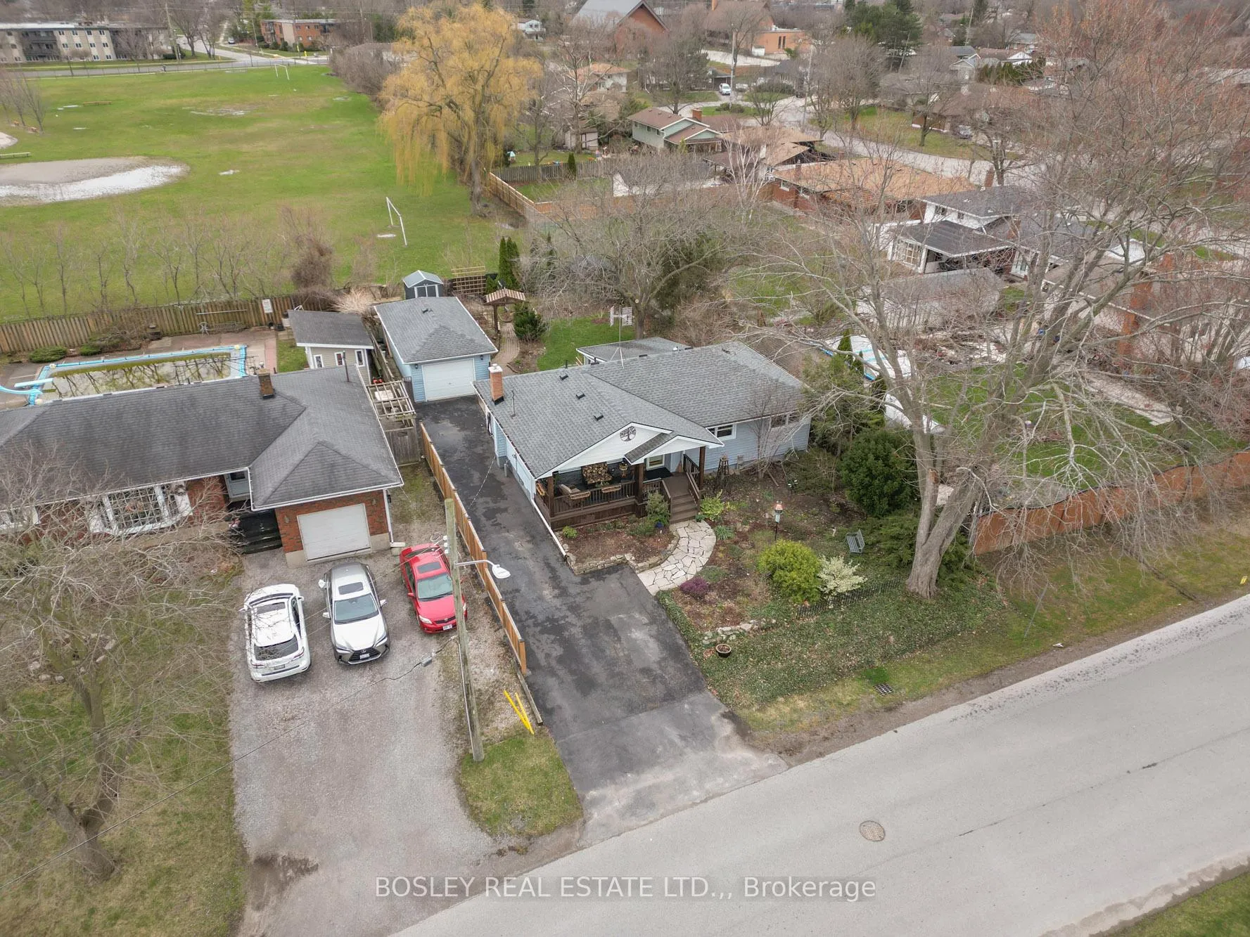 Photo 41 of 47 Albany Drive, St. Catharines, Lakeport — HOMEH