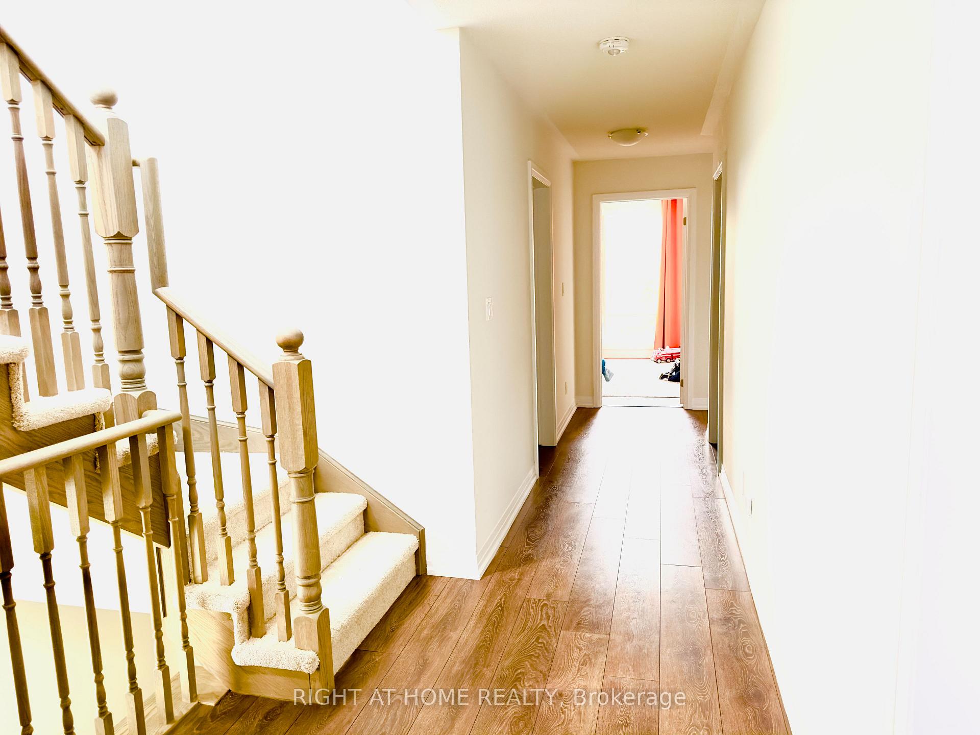 Photo 7 of 6 Klein Way E, Whitby, Taunton North — HOMEH
