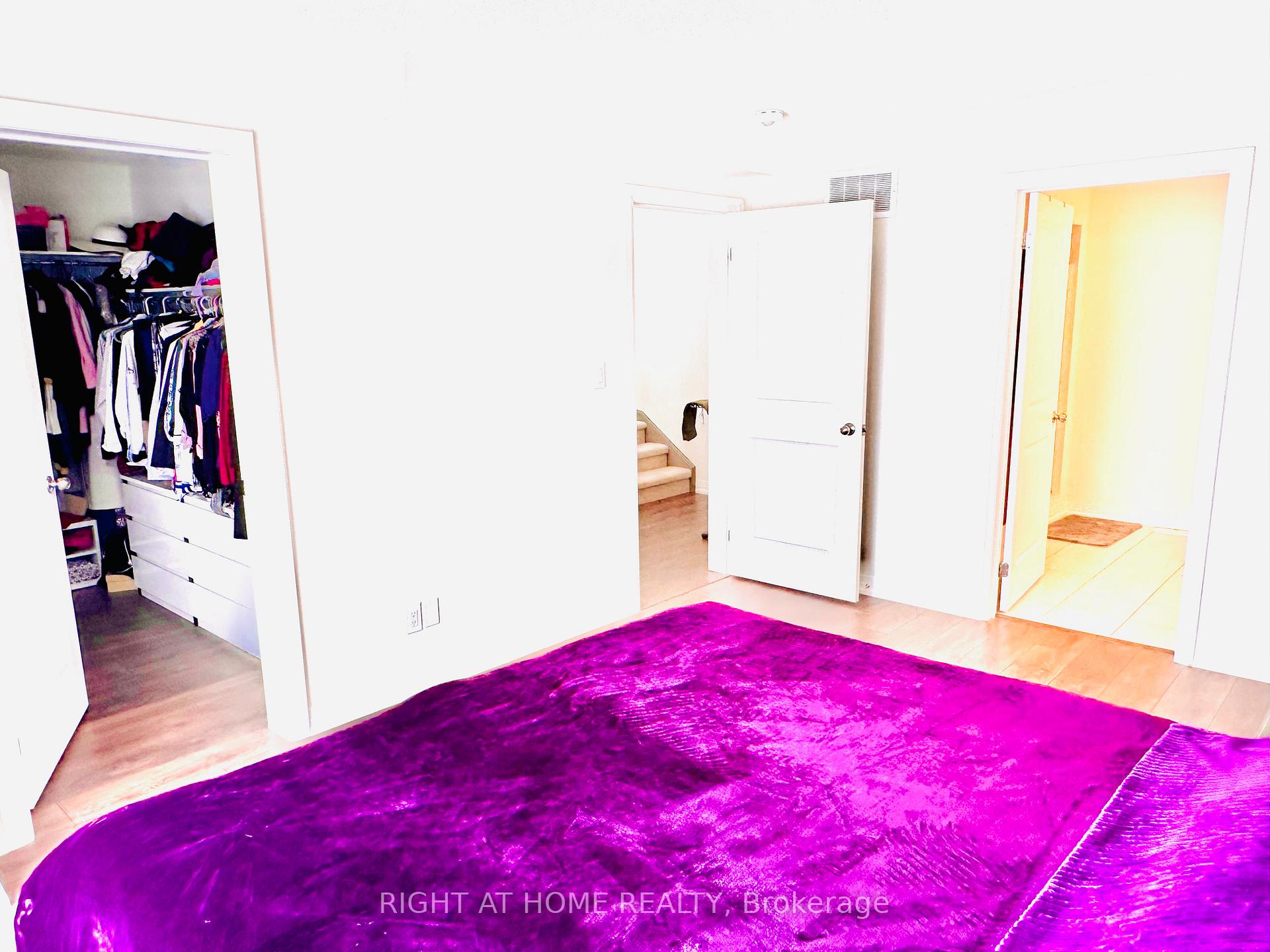 Photo 9 of 6 Klein Way E, Whitby, Taunton North — HOMEH