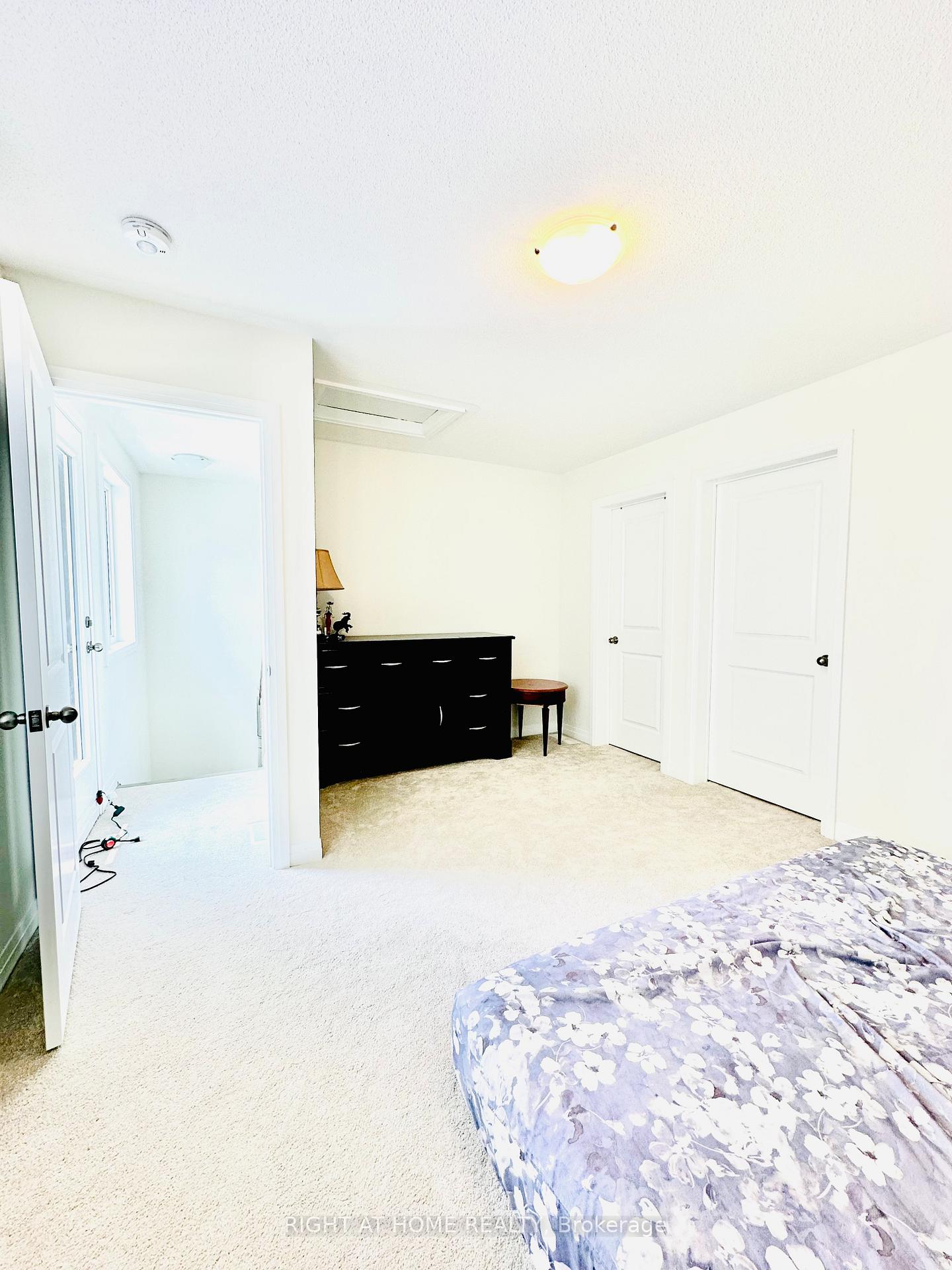 Photo 16 of 6 Klein Way E, Whitby, Taunton North — HOMEH