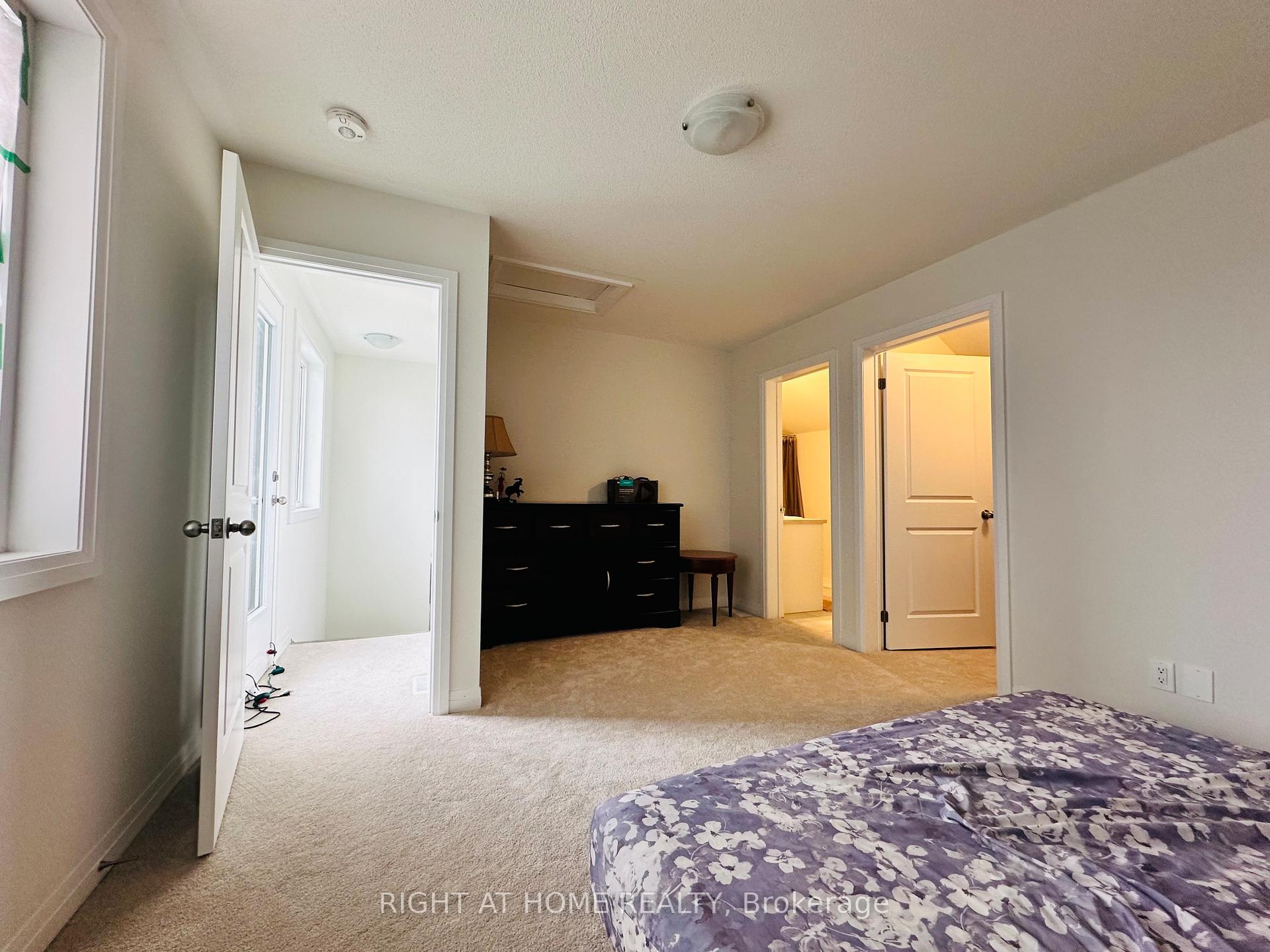 Photo 17 of 6 Klein Way E, Whitby, Taunton North — HOMEH
