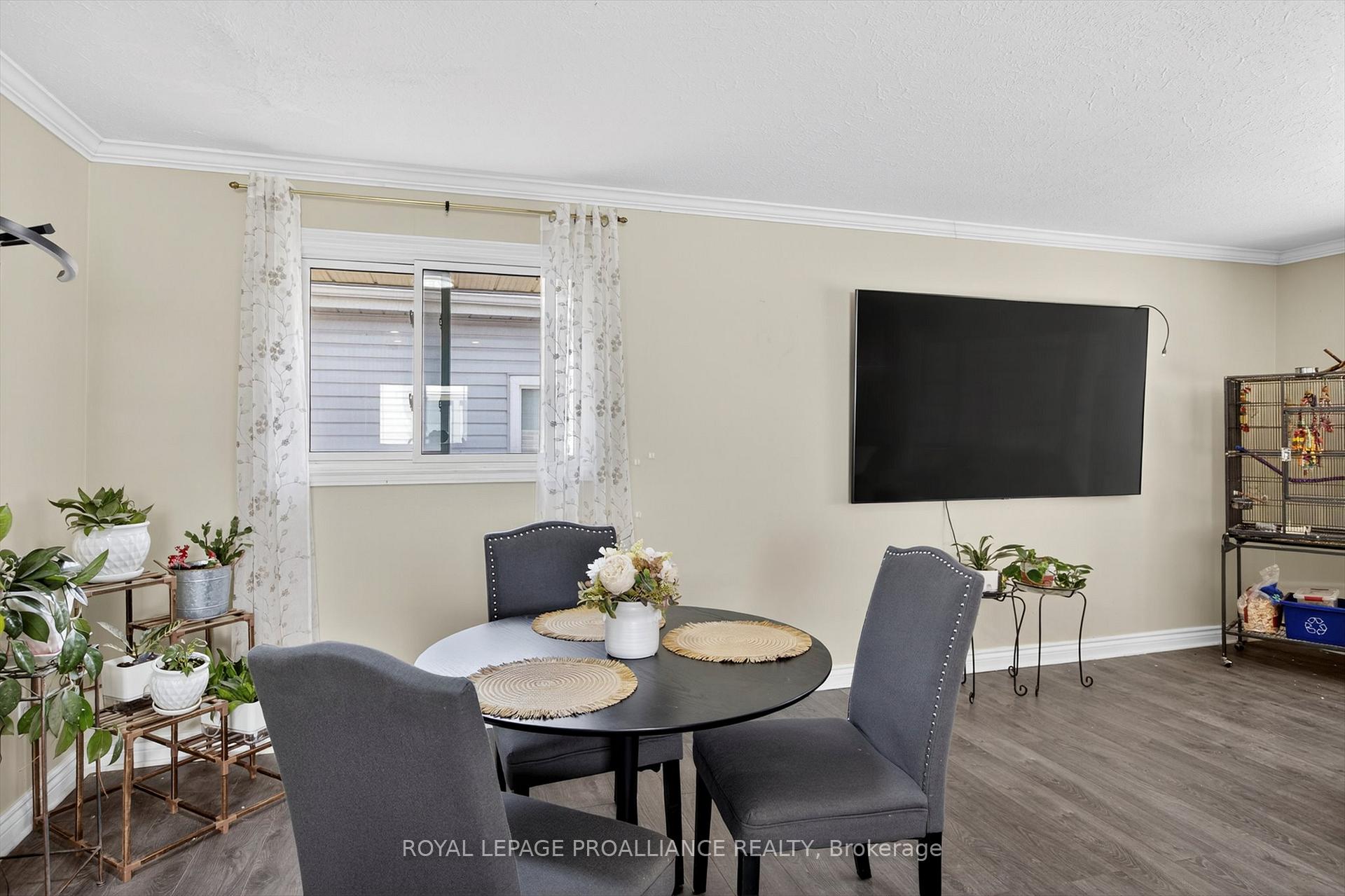 Photo 13 of 496 Cross Street, Peterborough, Town Ward 3 — HOMEH