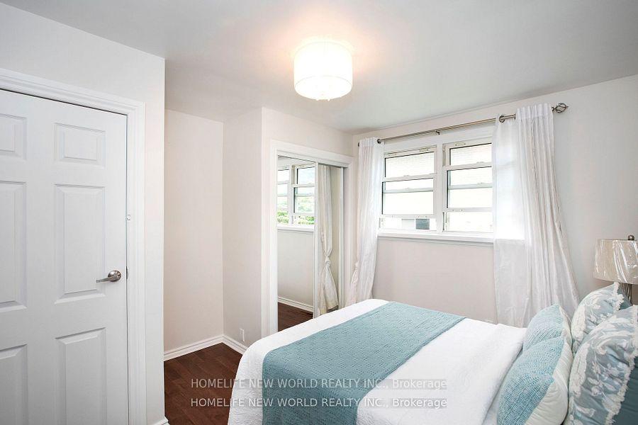 Photo 13 of 111 Palmerston Avenue, Whitby, Williamsburg — HOMEH