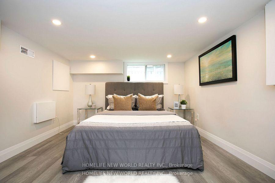 Photo 17 of 111 Palmerston Avenue, Whitby, Williamsburg — HOMEH