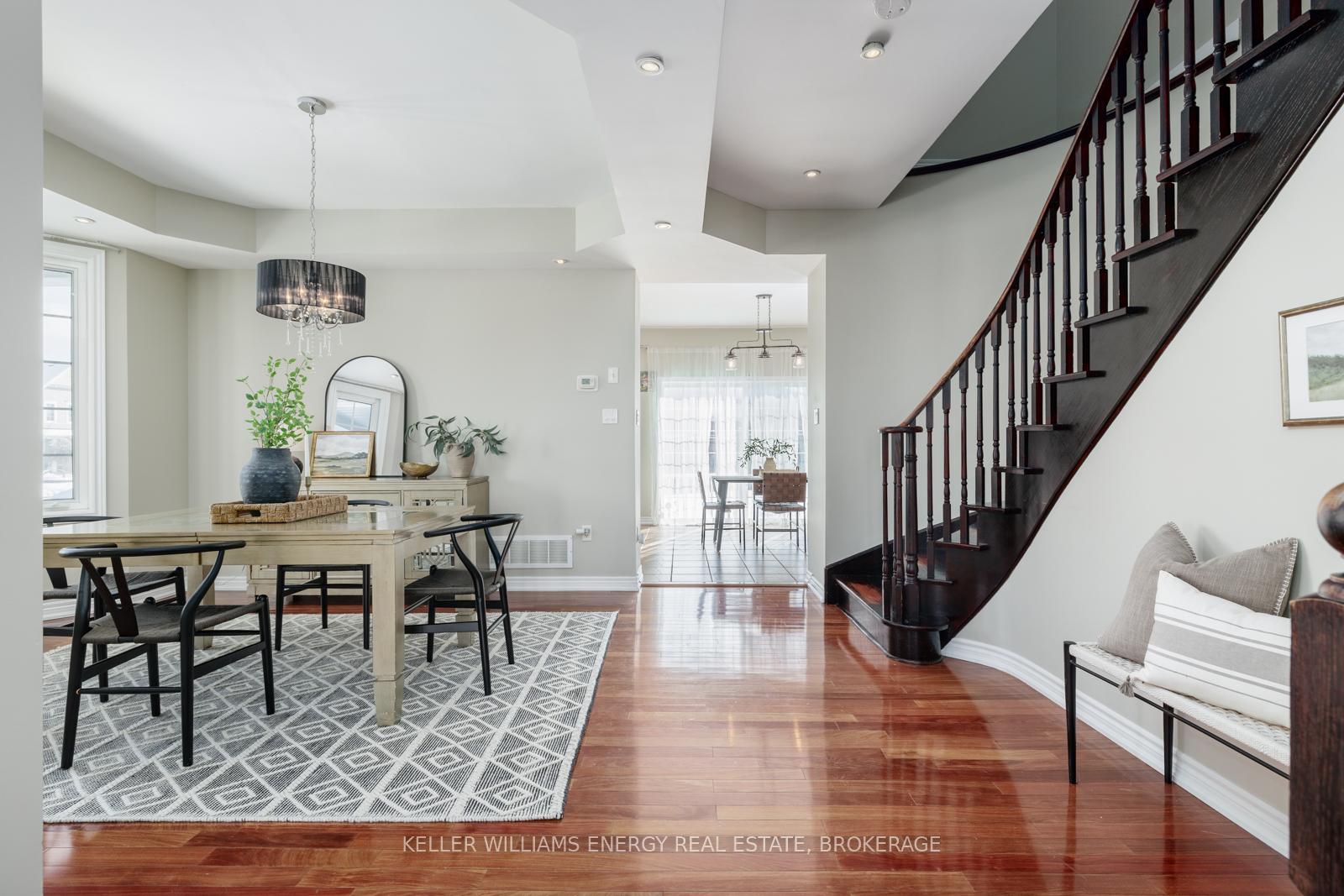 Photo 5 of 1091 Windrush Drive, Oshawa, Taunton — HOMEH