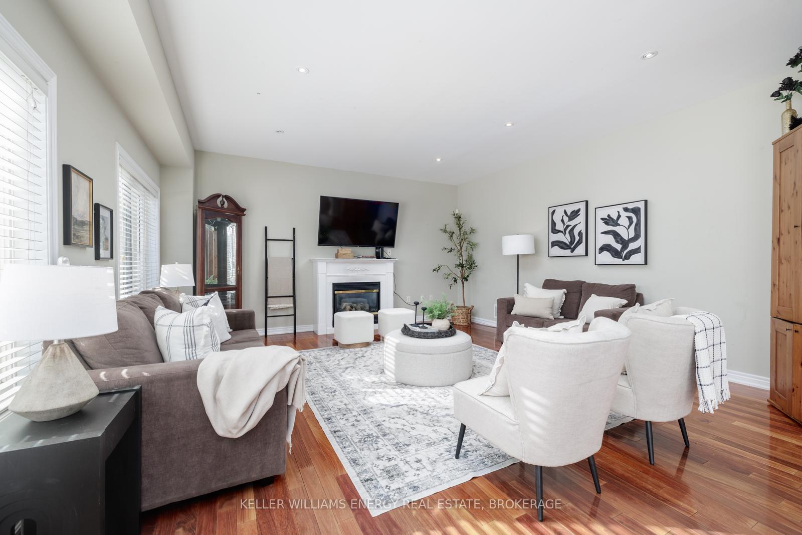 Photo 16 of 1091 Windrush Drive, Oshawa, Taunton — HOMEH