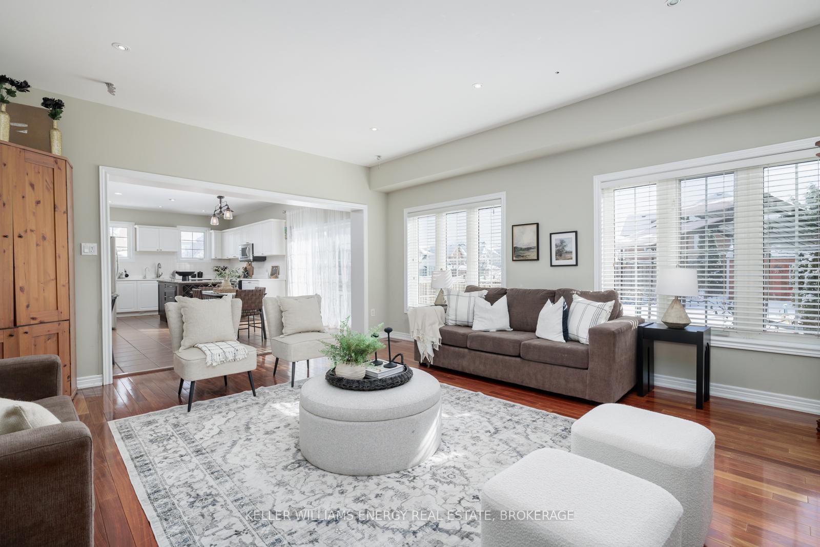 Photo 17 of 1091 Windrush Drive, Oshawa, Taunton — HOMEH
