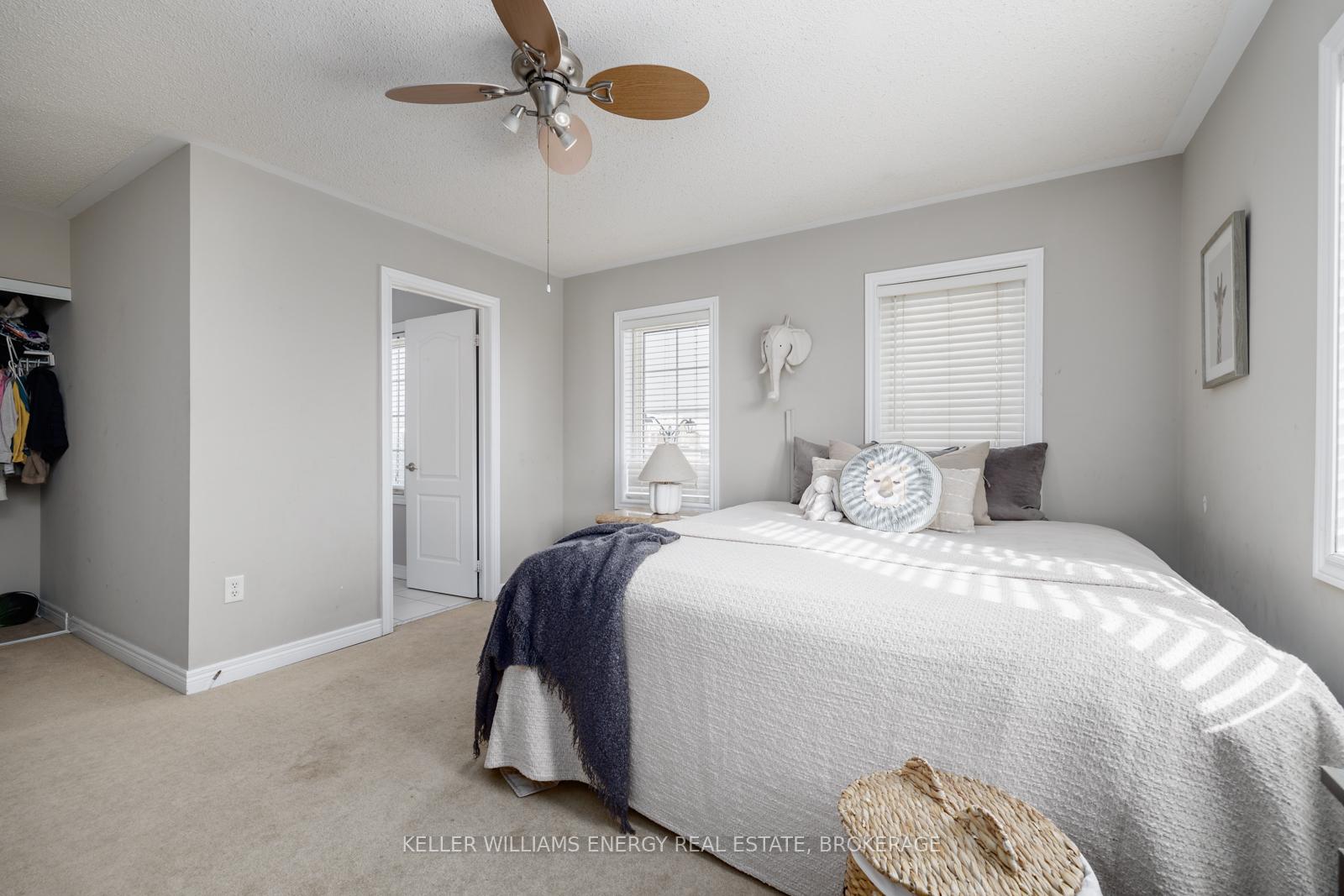 Photo 26 of 1091 Windrush Drive, Oshawa, Taunton — HOMEH