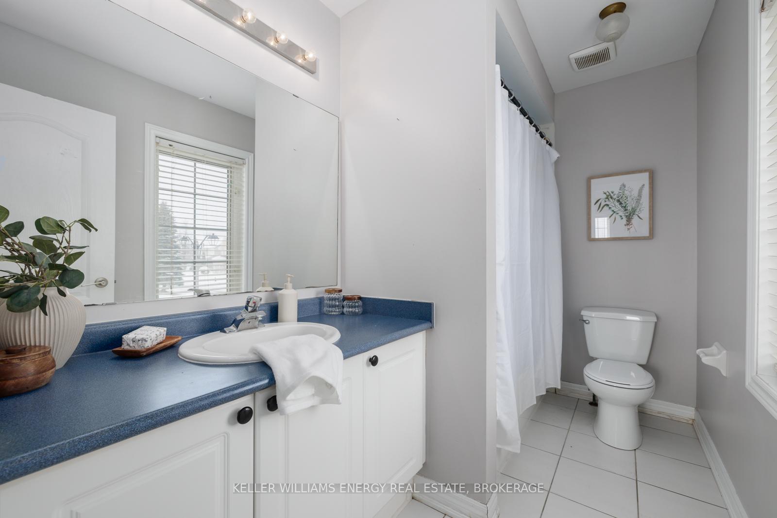 Photo 27 of 1091 Windrush Drive, Oshawa, Taunton — HOMEH