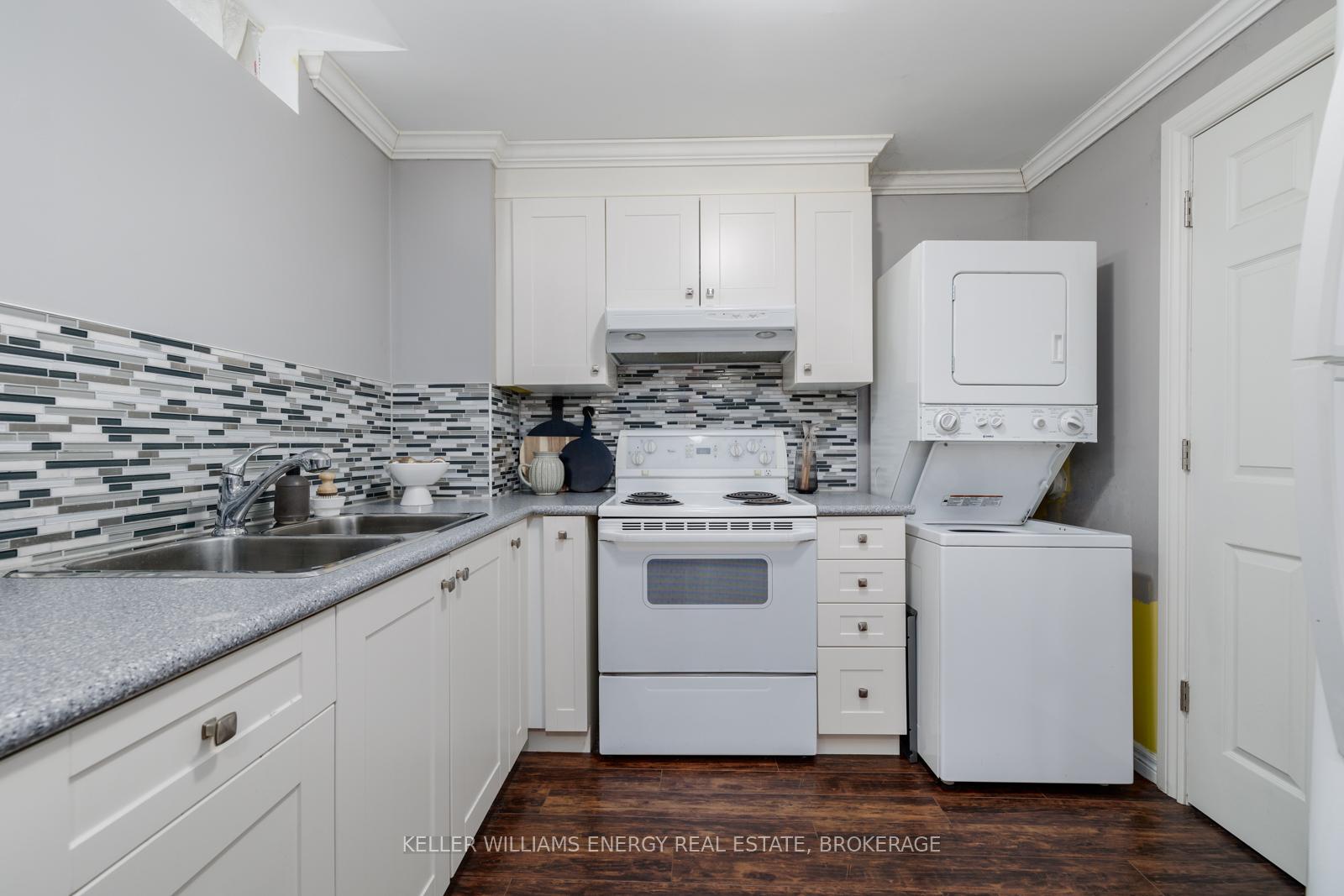 Photo 38 of 1091 Windrush Drive, Oshawa, Taunton — HOMEH