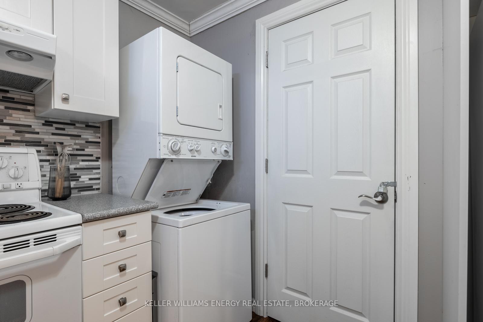 Photo 40 of 1091 Windrush Drive, Oshawa, Taunton — HOMEH