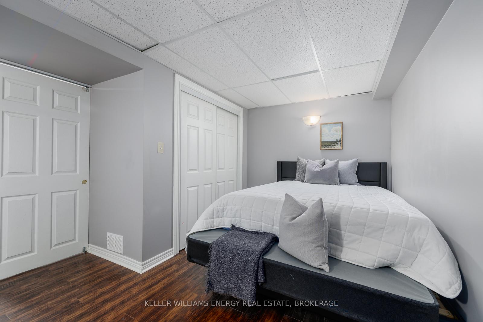 Photo 43 of 1091 Windrush Drive, Oshawa, Taunton — HOMEH