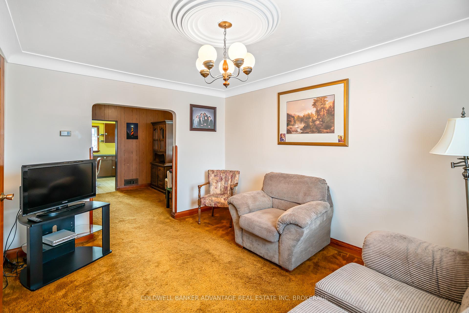 Photo 12 of 1040 Ontario Road, Welland, Lincoln/Crowland — HOMEH