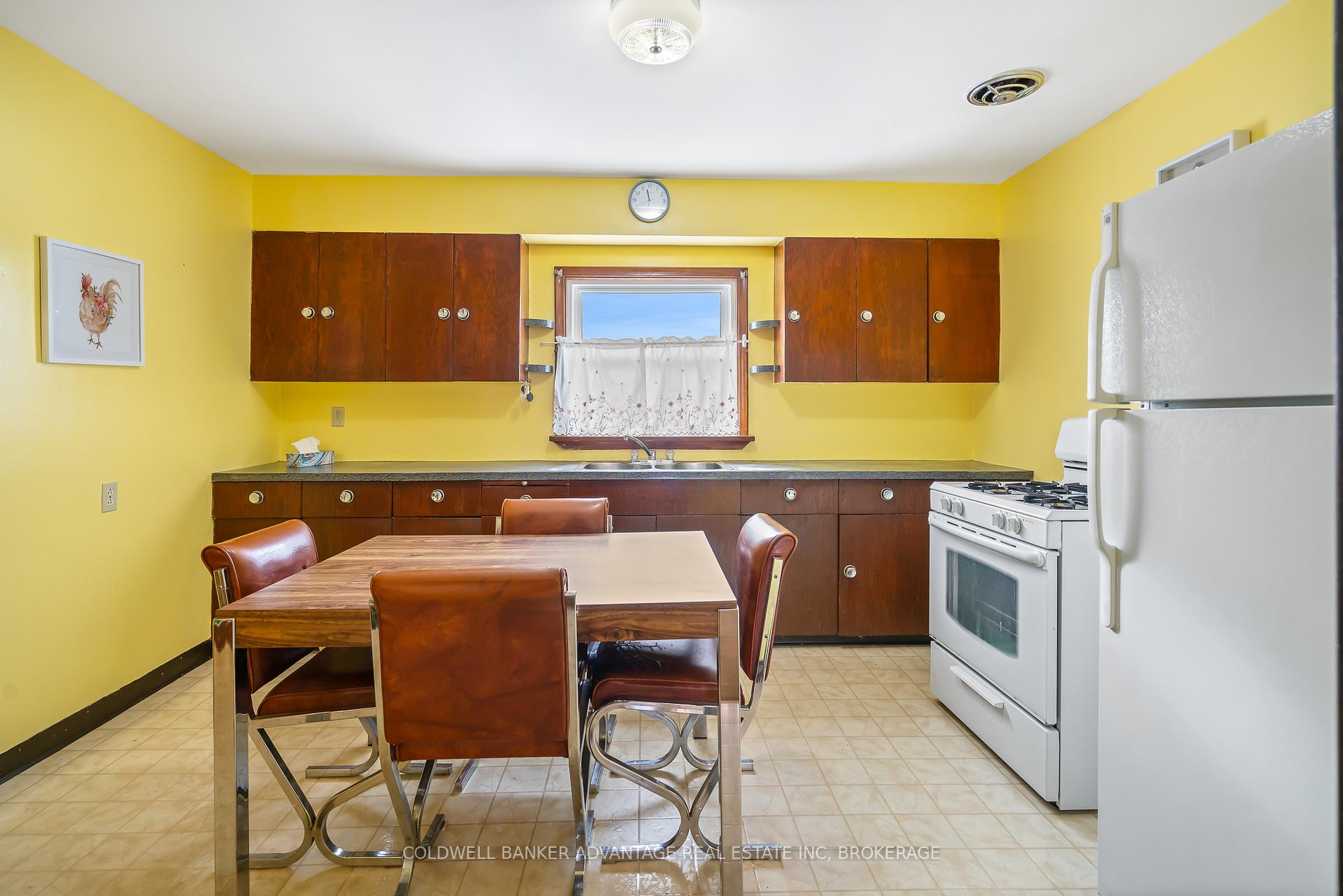 Photo 16 of 1040 Ontario Road, Welland, Lincoln/Crowland — HOMEH