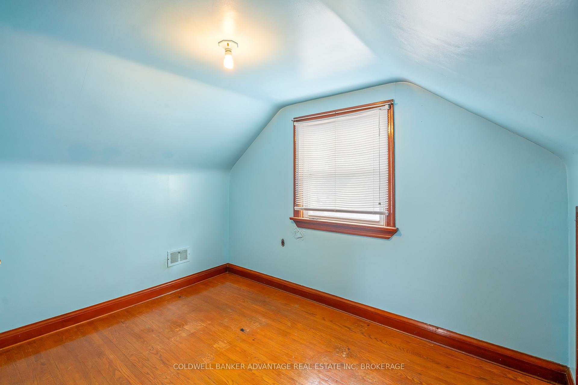 Photo 22 of 1040 Ontario Road, Welland, Lincoln/Crowland — HOMEH