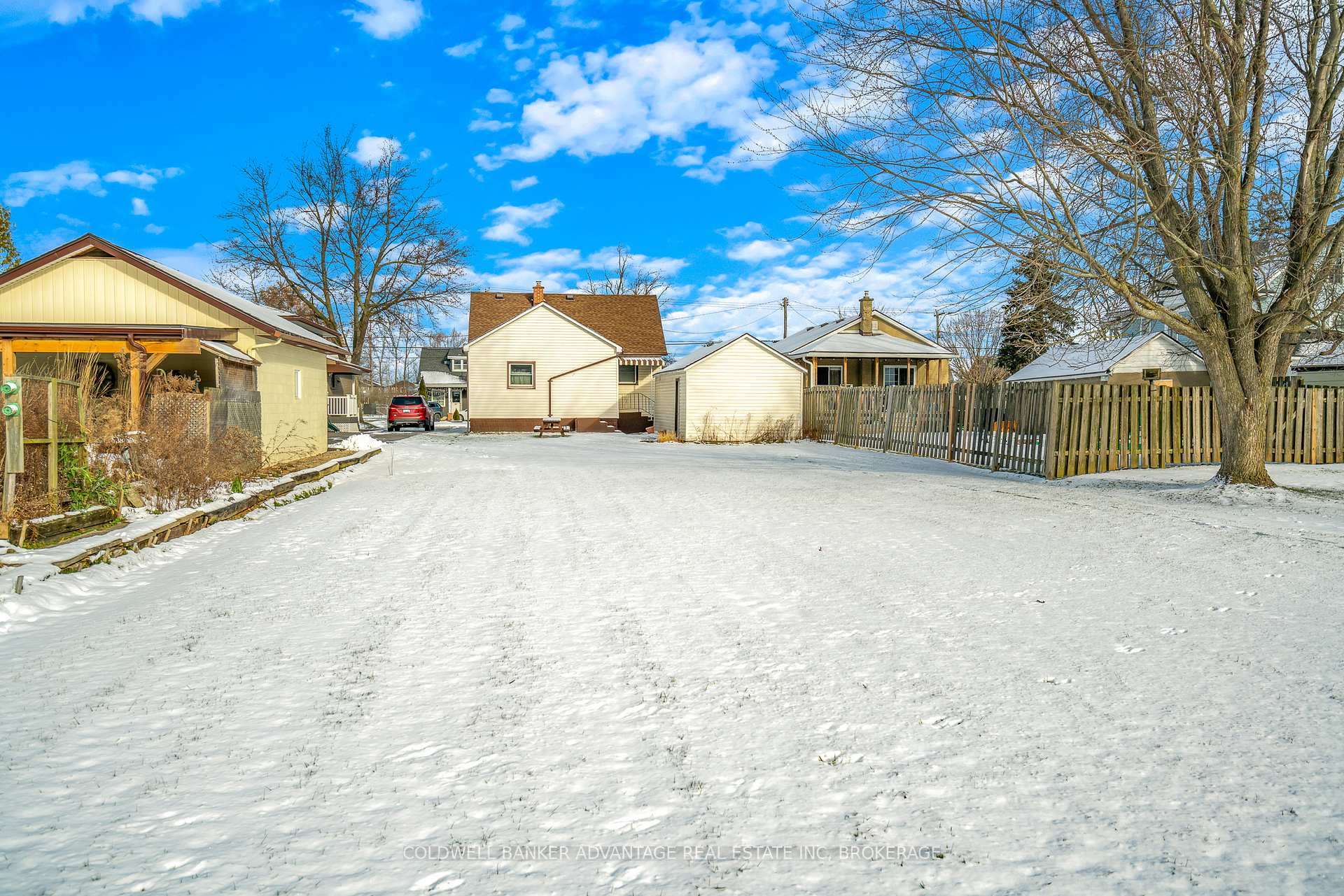 Photo 32 of 1040 Ontario Road, Welland, Lincoln/Crowland — HOMEH