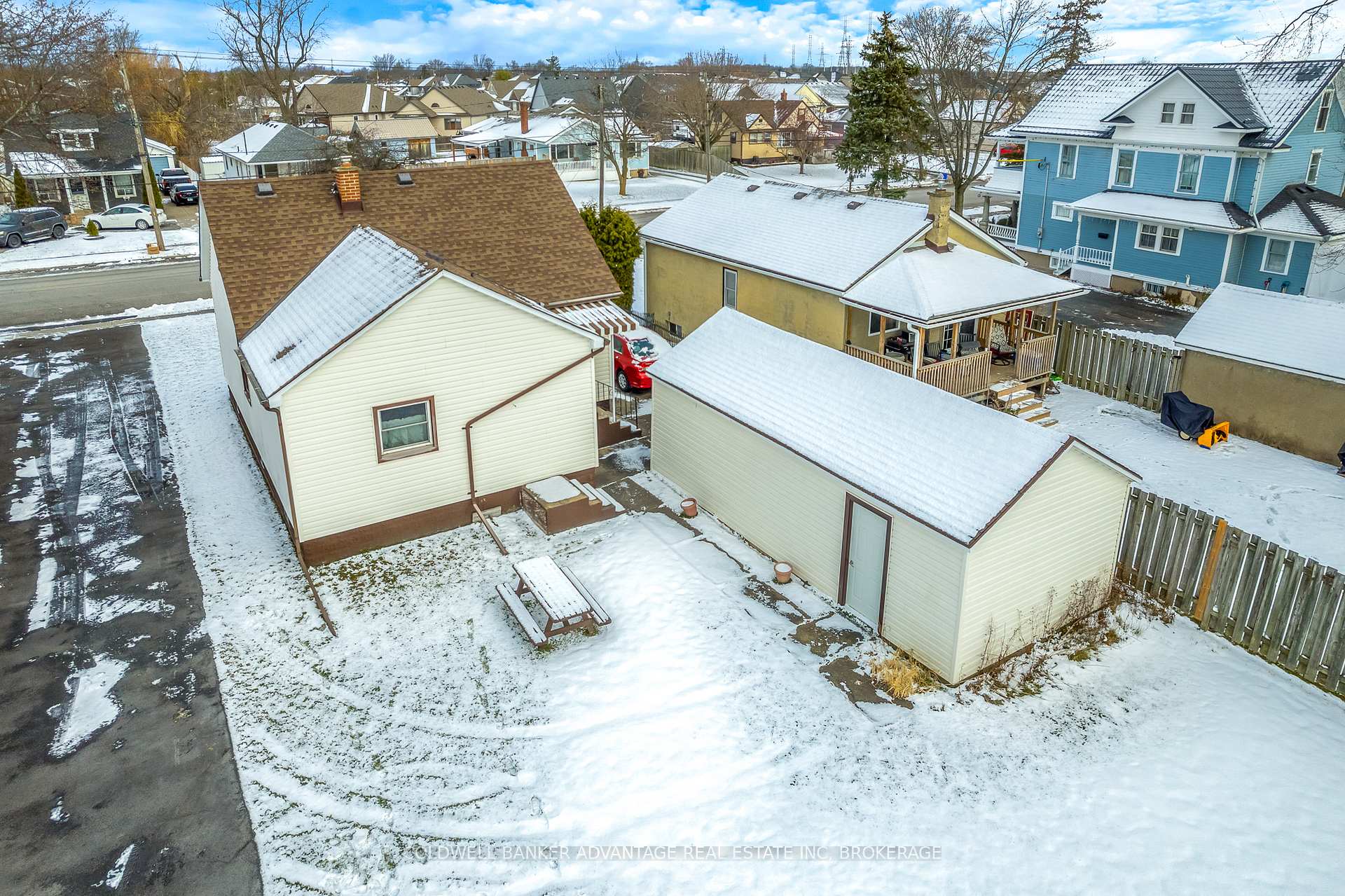 Photo 33 of 1040 Ontario Road, Welland, Lincoln/Crowland — HOMEH