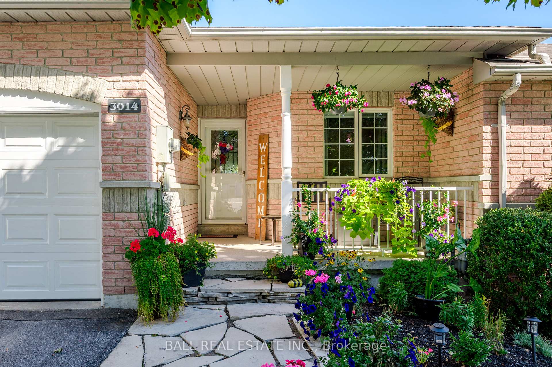Photo 2 of 3014 Westridge Boulevard, Peterborough, Monaghan Ward 2 — HOMEH