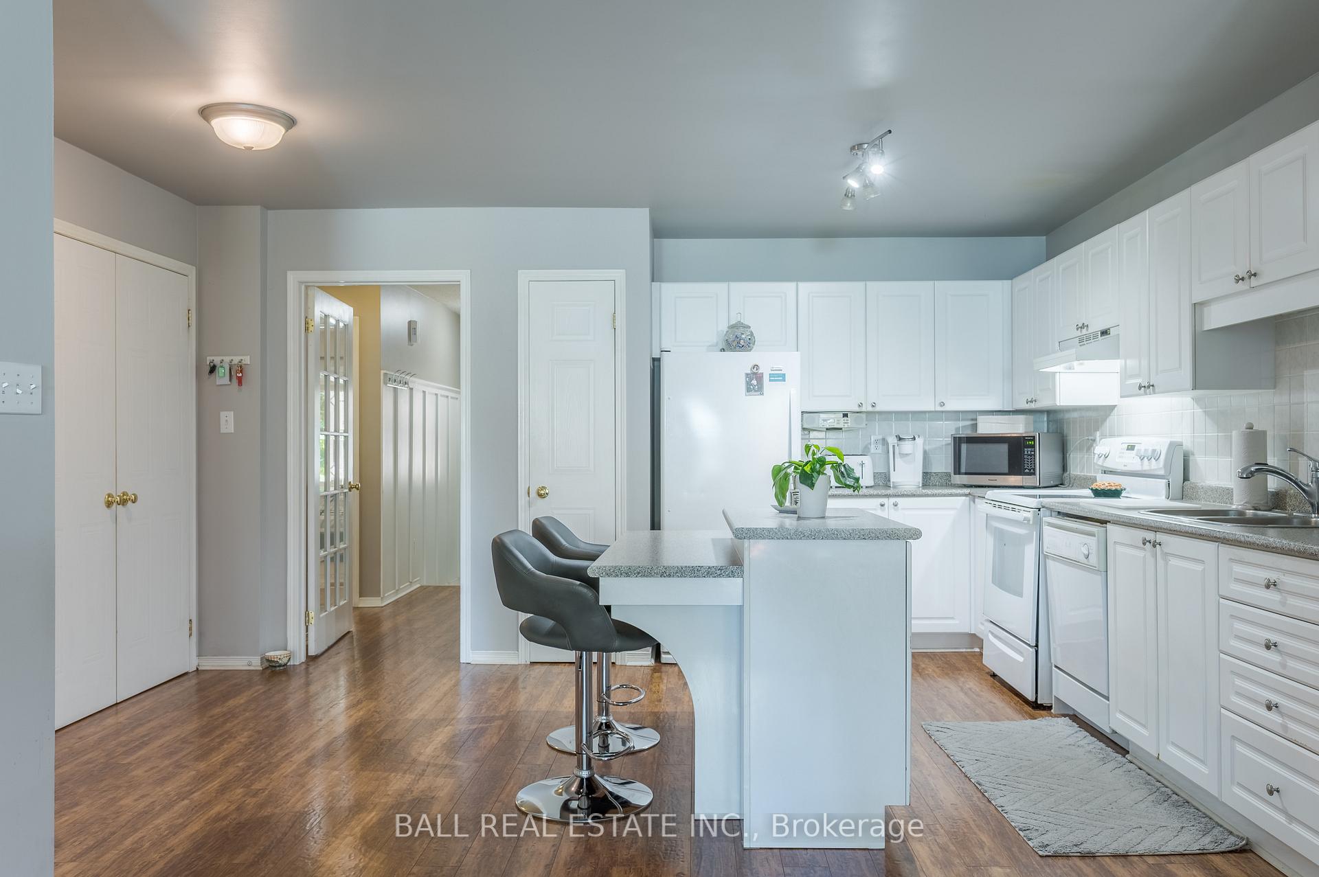Photo 8 of 3014 Westridge Boulevard, Peterborough, Monaghan Ward 2 — HOMEH