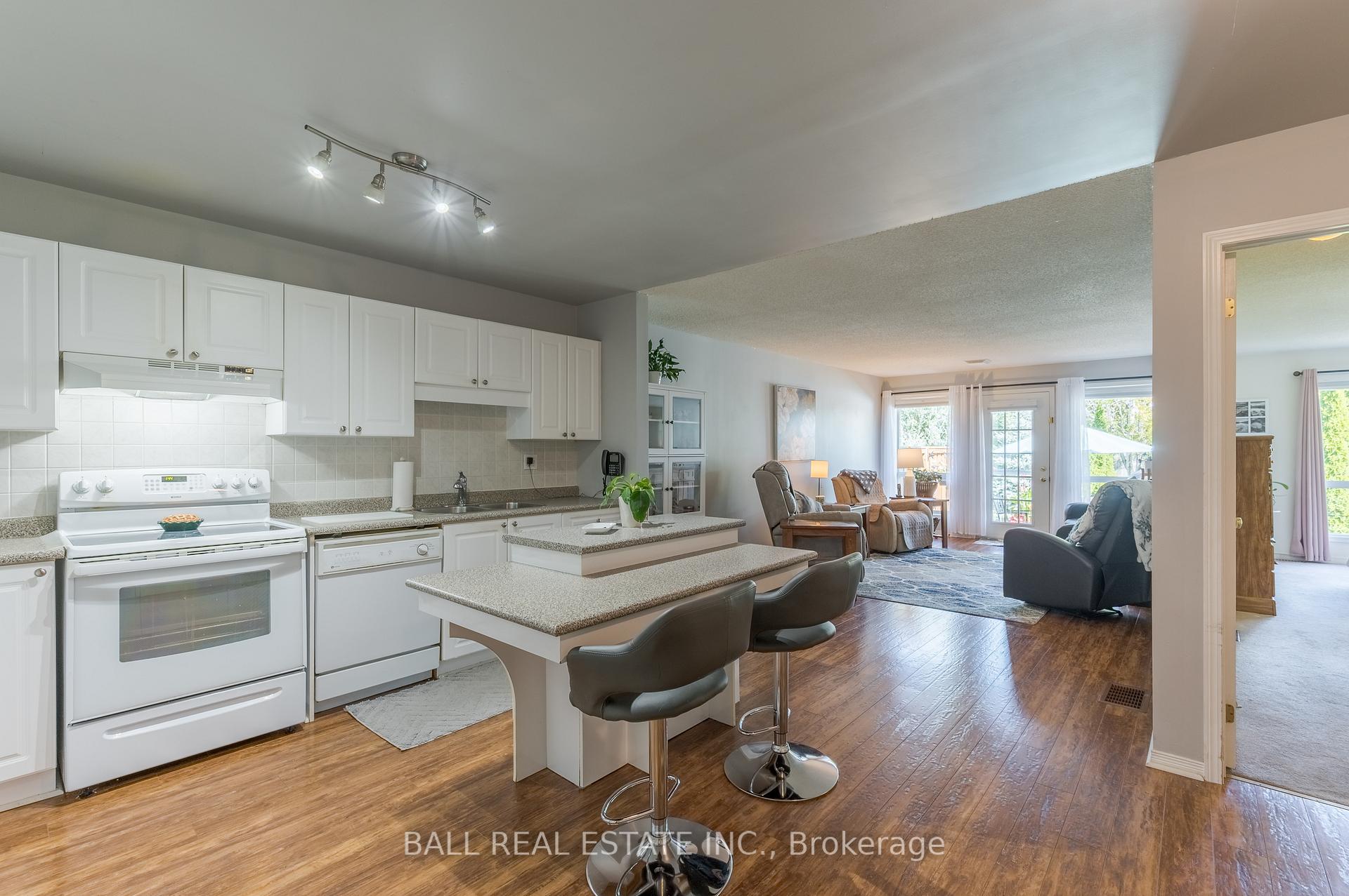 Photo 10 of 3014 Westridge Boulevard, Peterborough, Monaghan Ward 2 — HOMEH