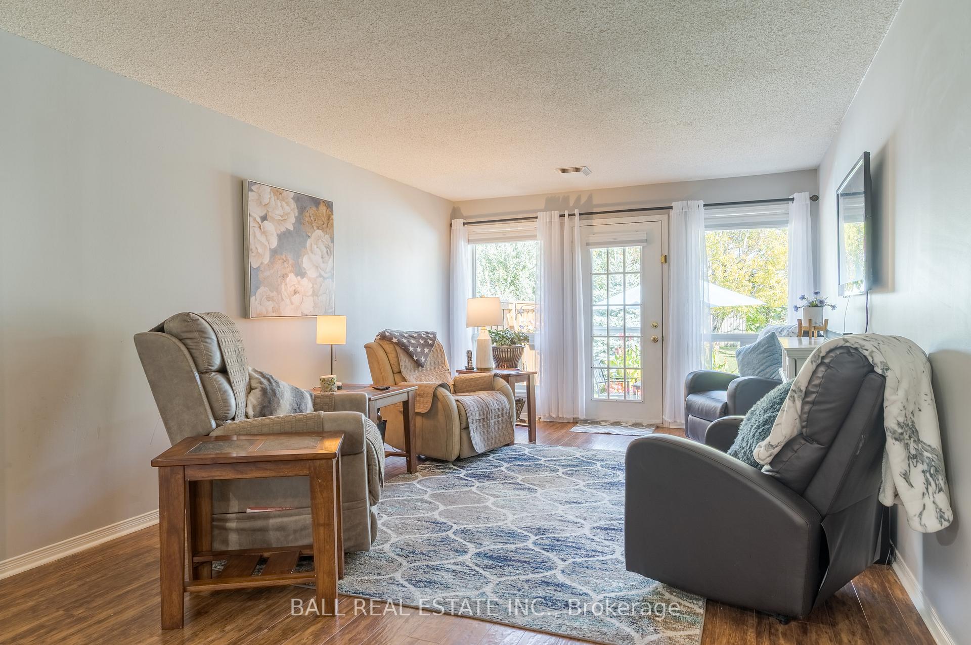 Photo 13 of 3014 Westridge Boulevard, Peterborough, Monaghan Ward 2 — HOMEH