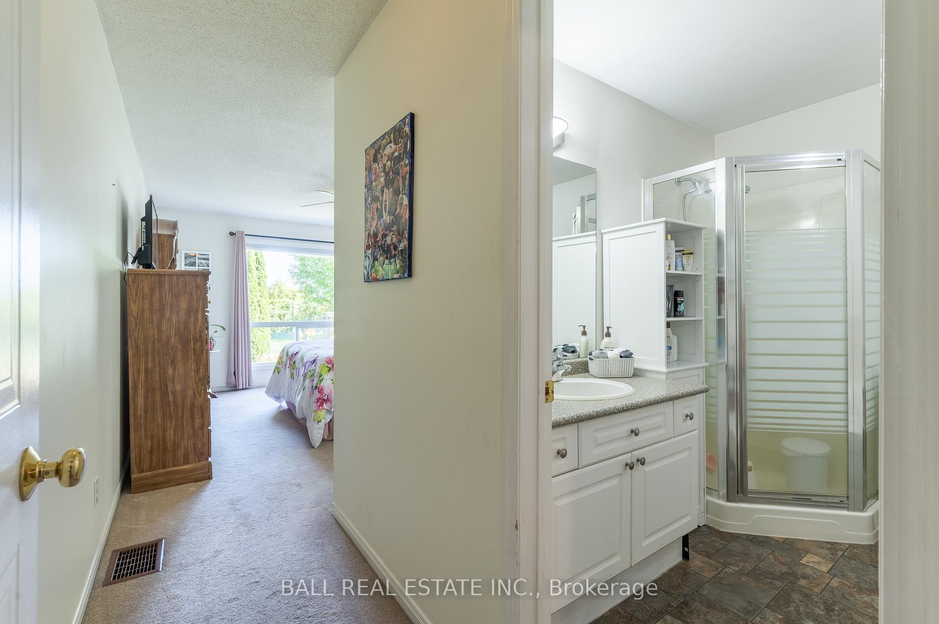 Photo 17 of 3014 Westridge Boulevard, Peterborough, Monaghan Ward 2 — HOMEH