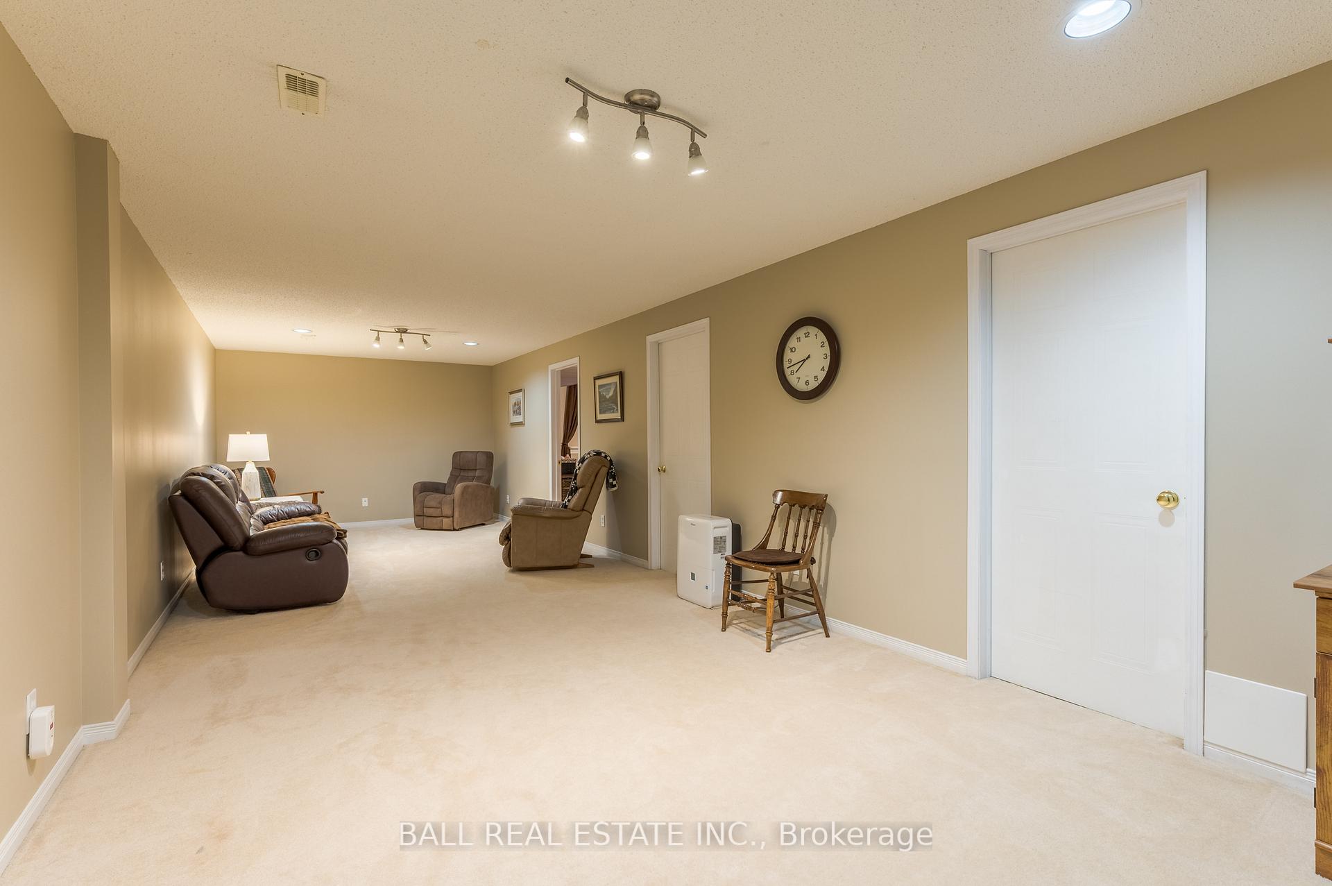Photo 30 of 3014 Westridge Boulevard, Peterborough, Monaghan Ward 2 — HOMEH
