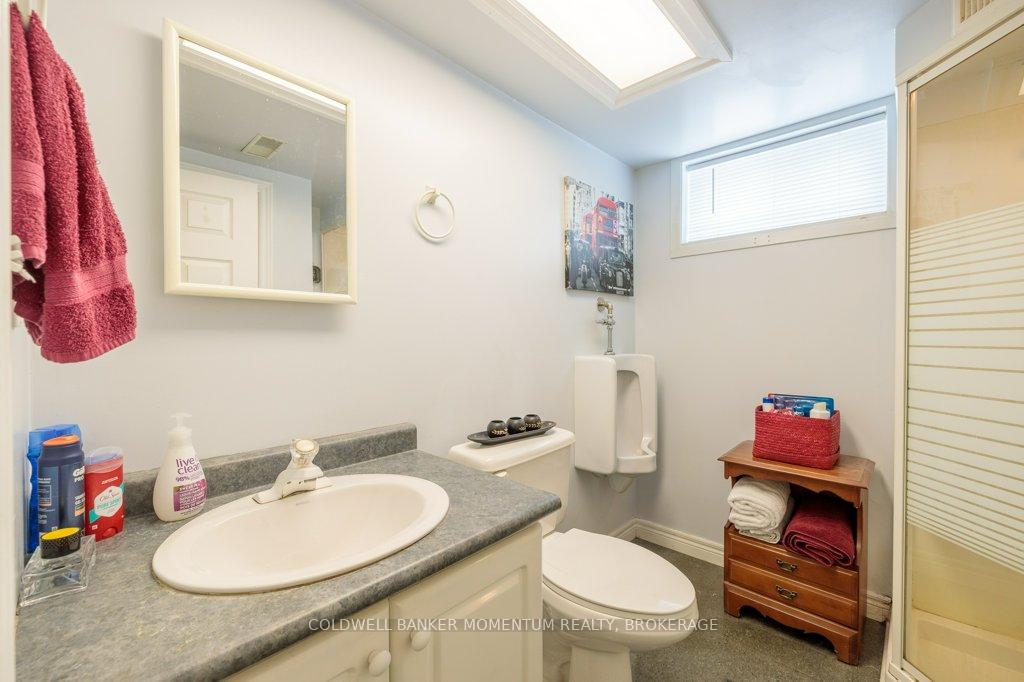 Photo 21 of 5 Claremount Circle, Welland, Prince Charles — HOMEH