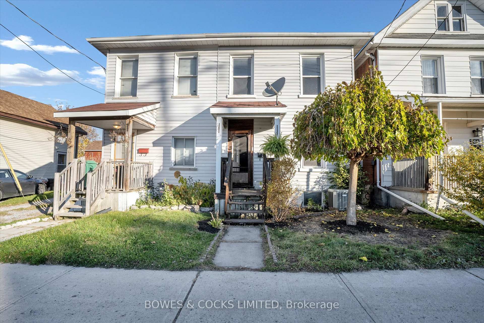 Front of 266 Wolfe Street