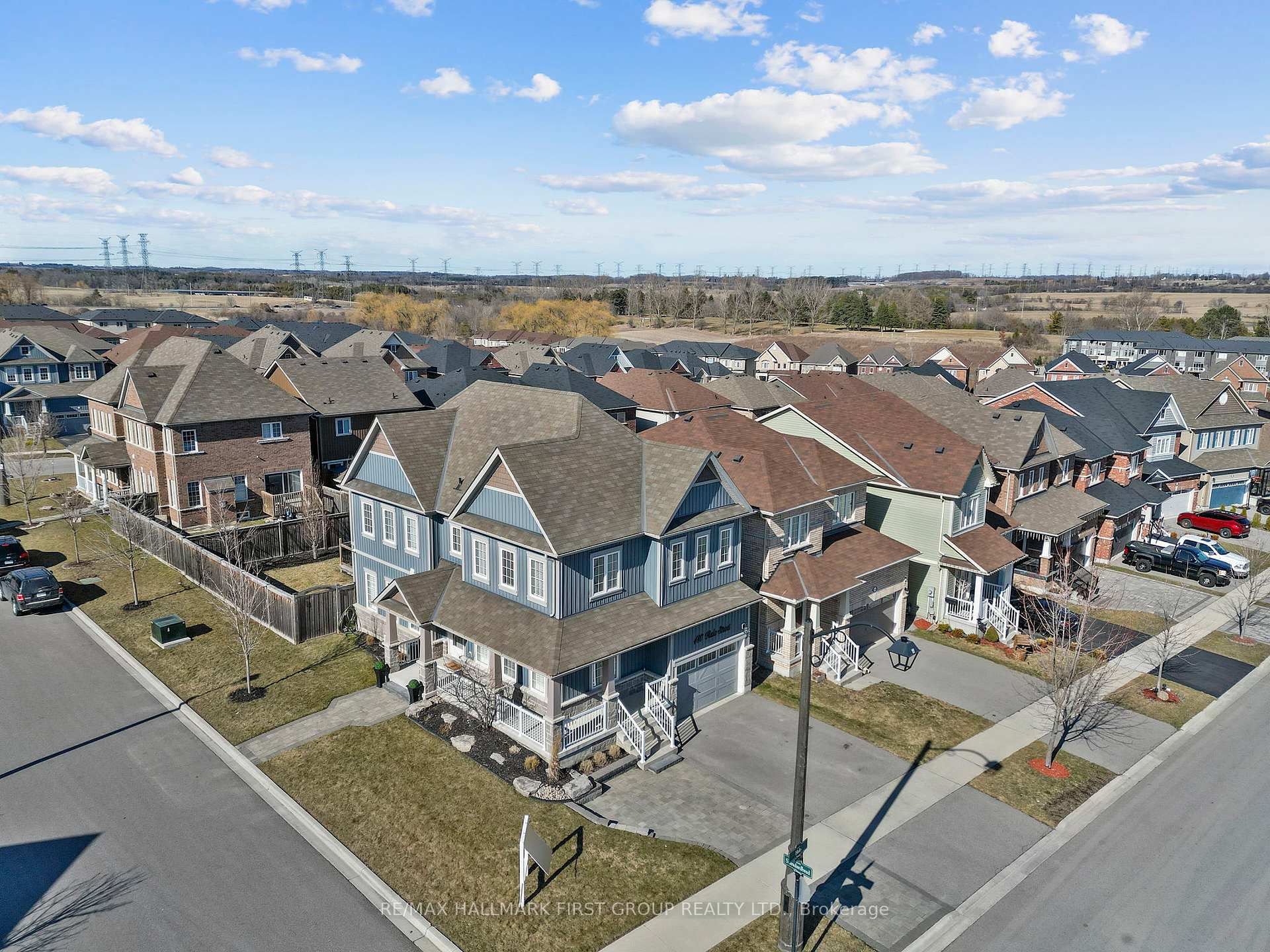 Photo 7 of 480 Halo Street, Oshawa, Windfields — HOMEH