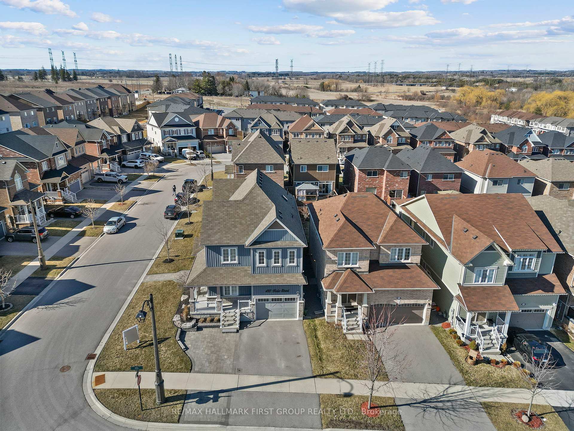Photo 8 of 480 Halo Street, Oshawa, Windfields — HOMEH
