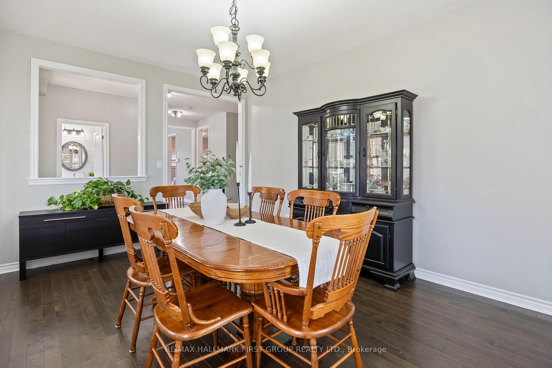 Photo 12 of 480 Halo Street, Oshawa, Windfields — HOMEH