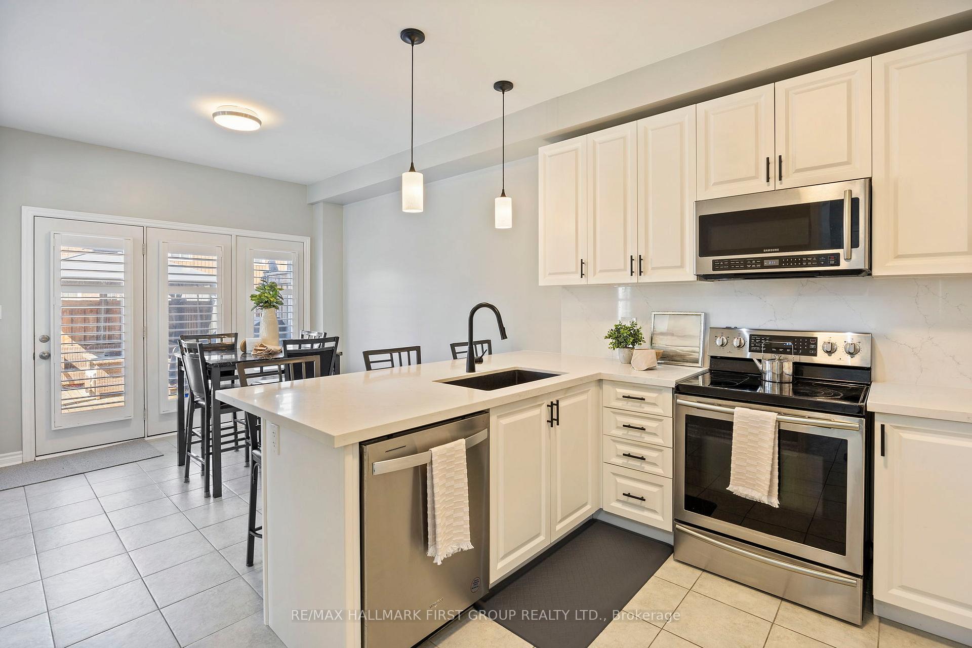 Photo 18 of 480 Halo Street, Oshawa, Windfields — HOMEH