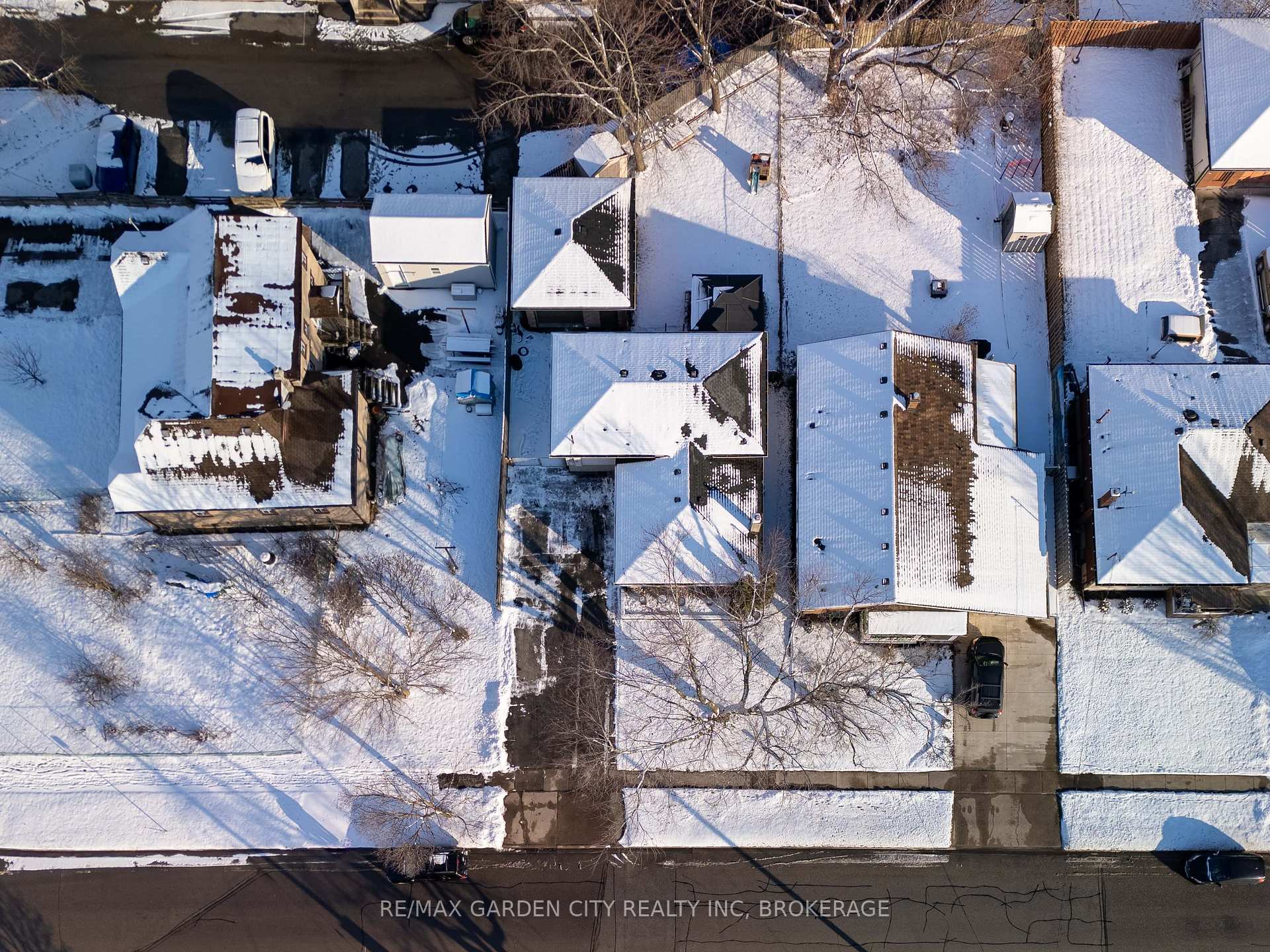 Photo 31 of 7 Memorial Park Drive, Welland, Lincoln/Crowland — HOMEH