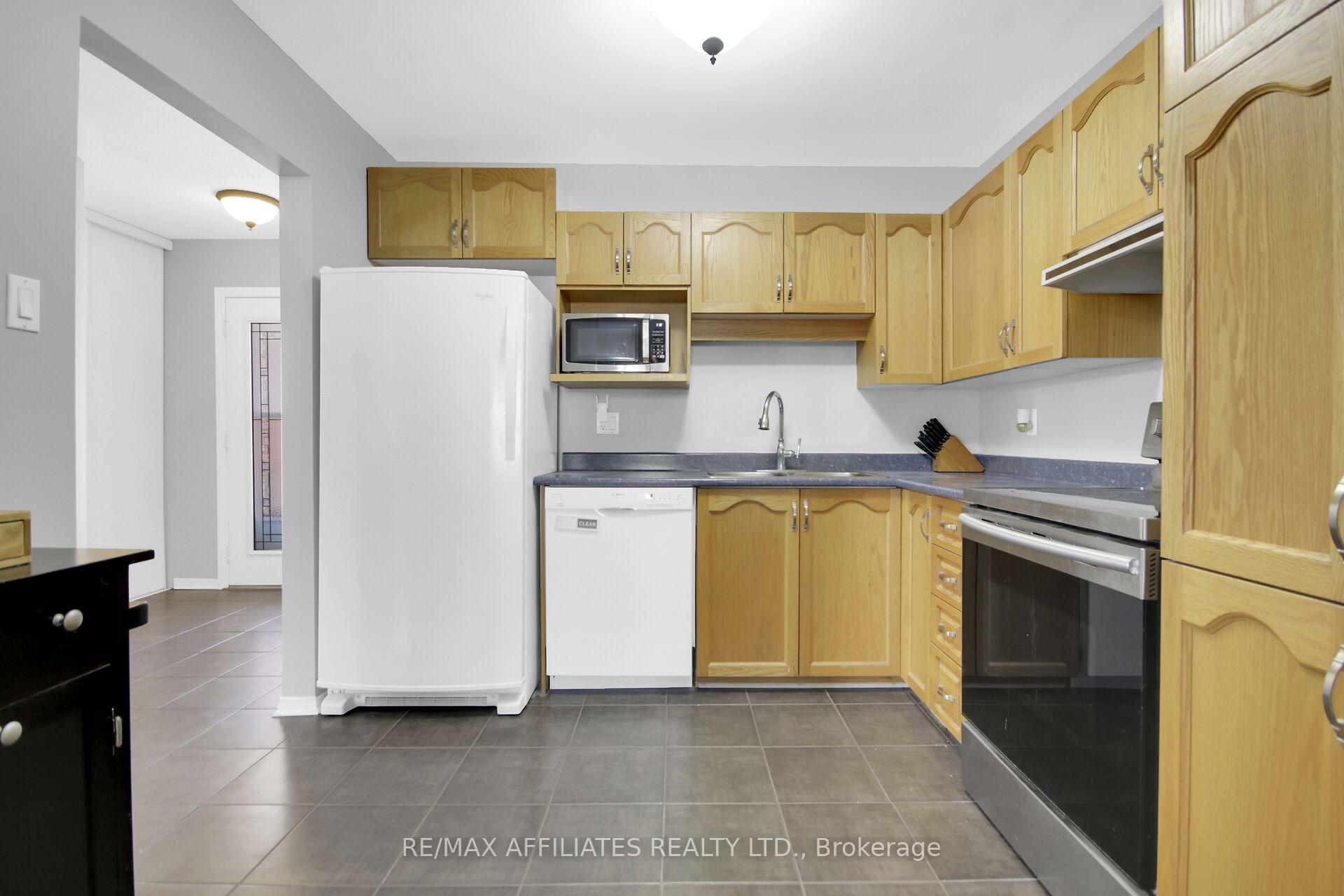 Photo 14 of 74 Markland Crescent, Ottawa, Barrhaven East — HOMEH