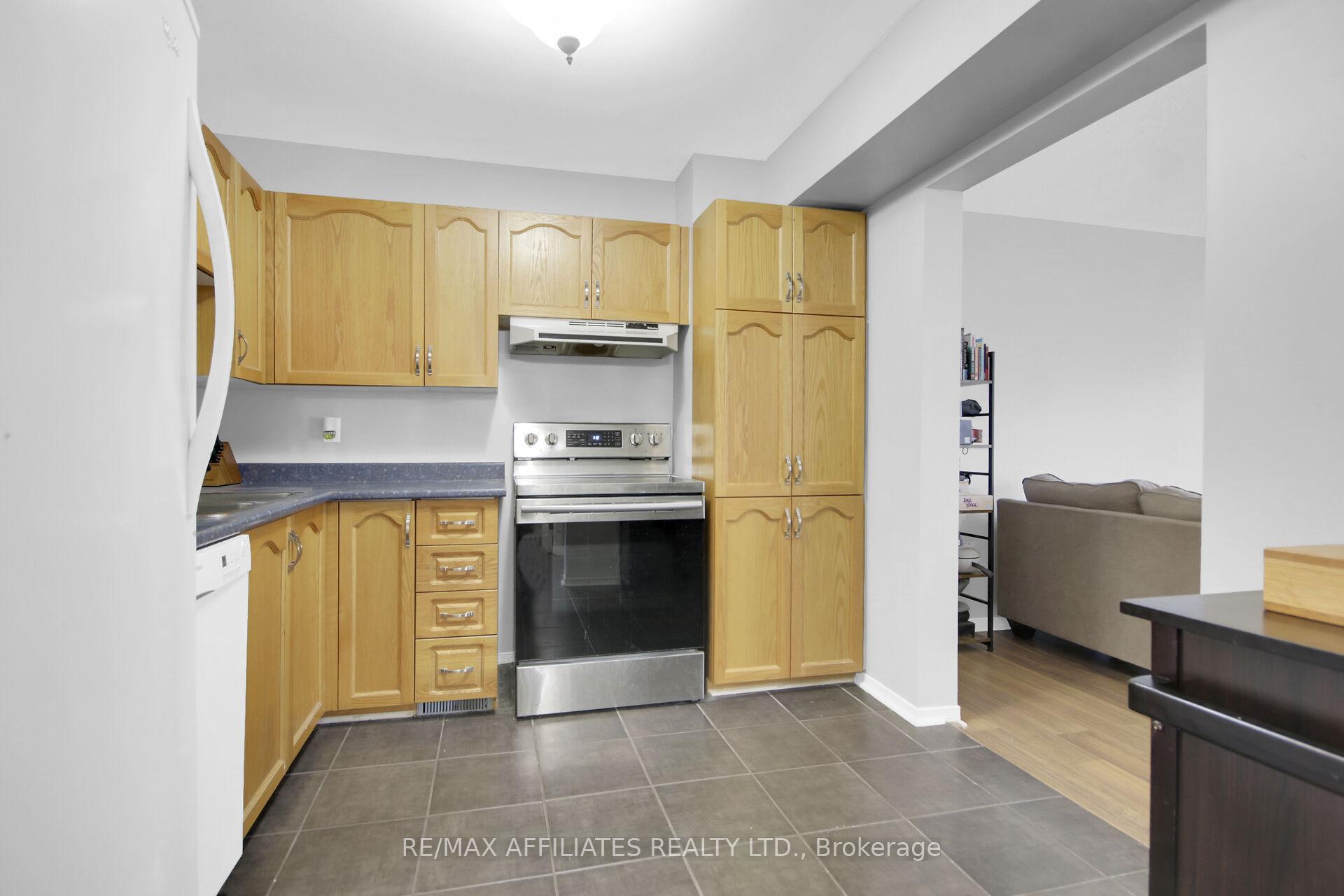 Photo 15 of 74 Markland Crescent, Ottawa, Barrhaven East — HOMEH