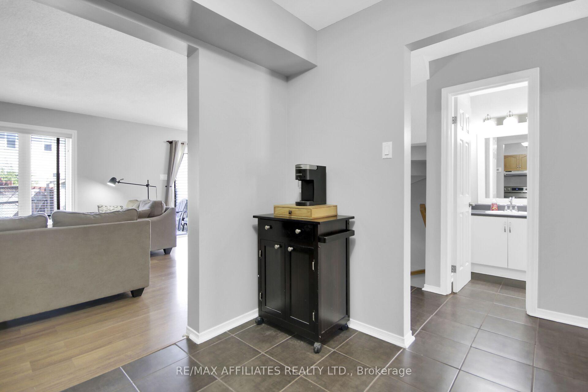Photo 13 of 74 Markland Crescent, Ottawa, Barrhaven East — HOMEH