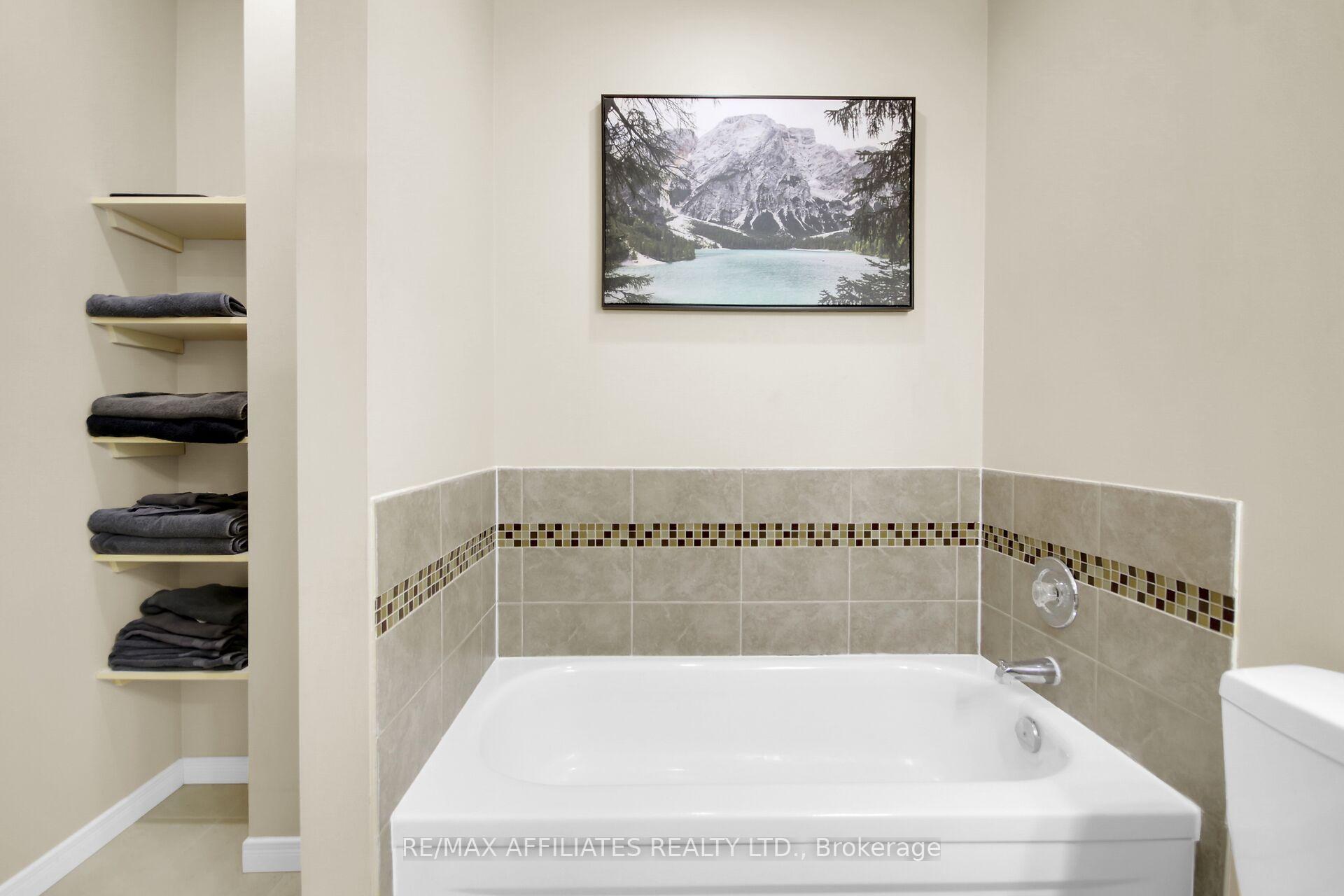 Photo 28 of 74 Markland Crescent, Ottawa, Barrhaven East — HOMEH