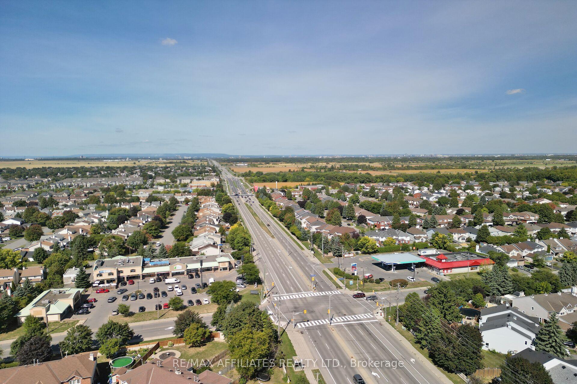 Photo 37 of 74 Markland Crescent, Ottawa, Barrhaven East — HOMEH