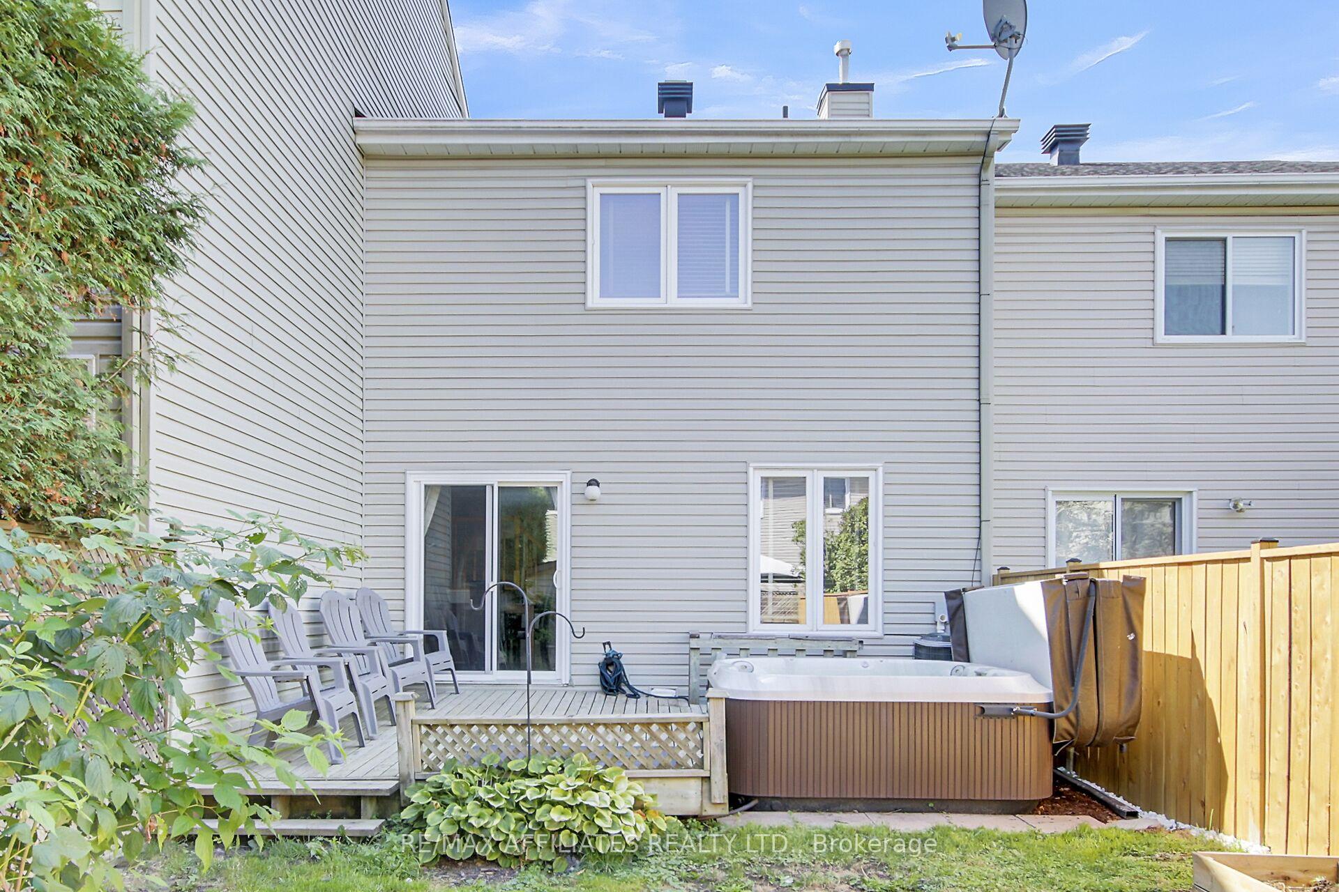 Photo 39 of 74 Markland Crescent, Ottawa, Barrhaven East — HOMEH