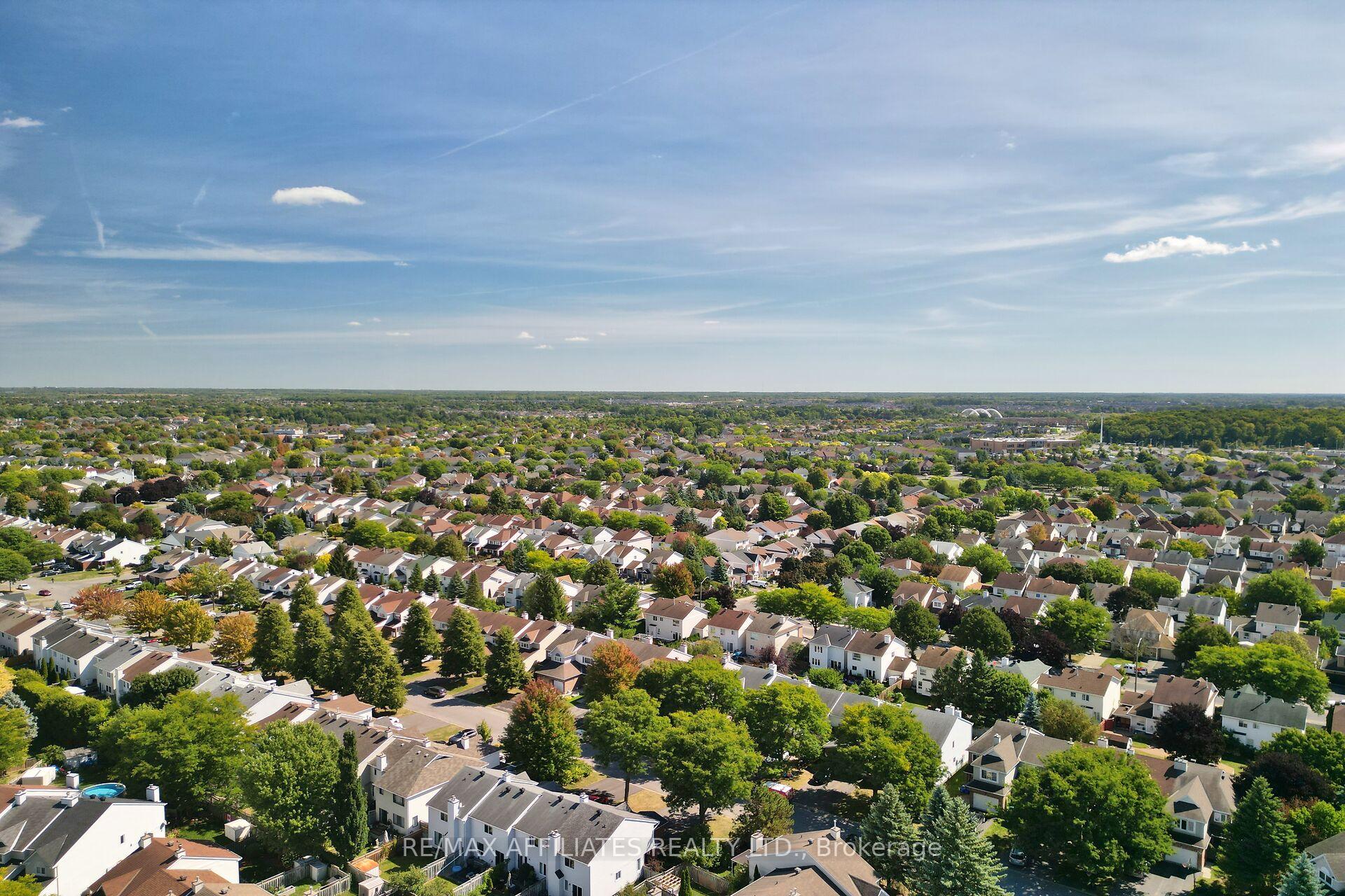 Photo 43 of 74 Markland Crescent, Ottawa, Barrhaven East — HOMEH