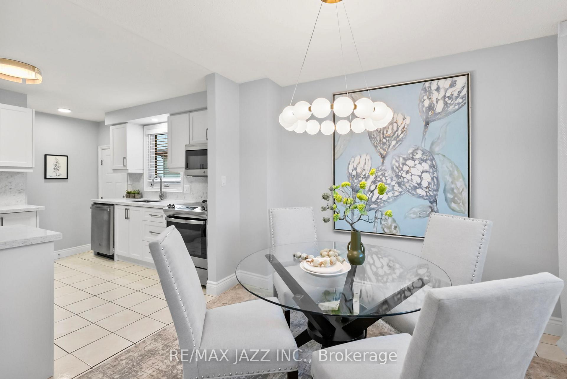 Photo 9 of 922 Southdown Drive, Oshawa, Donevan — HOMEH